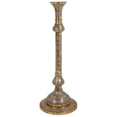 Exceptionnelle lampe islamique en argent et cuivre incrusté, 19ème siècle