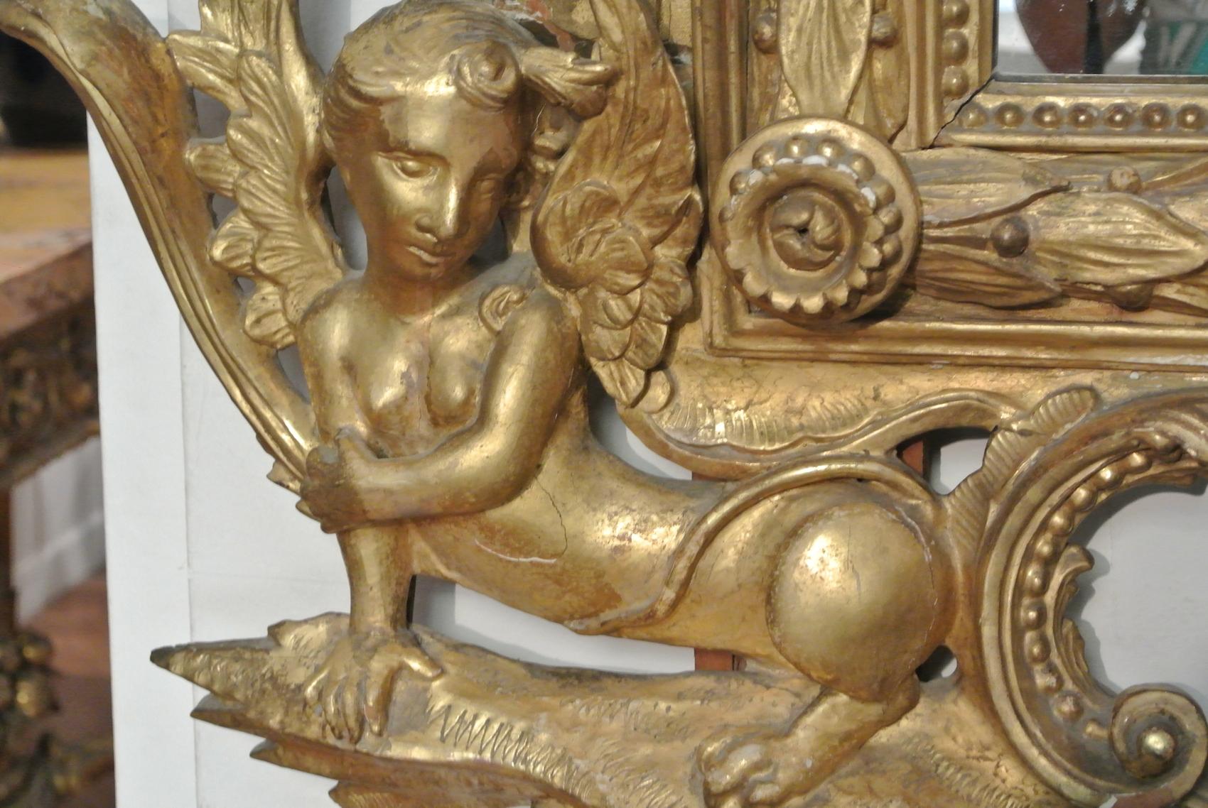 Exceptionnel miroir italien du 18ème siècle en bois doré sculpté Toscane 1740 en vente 5