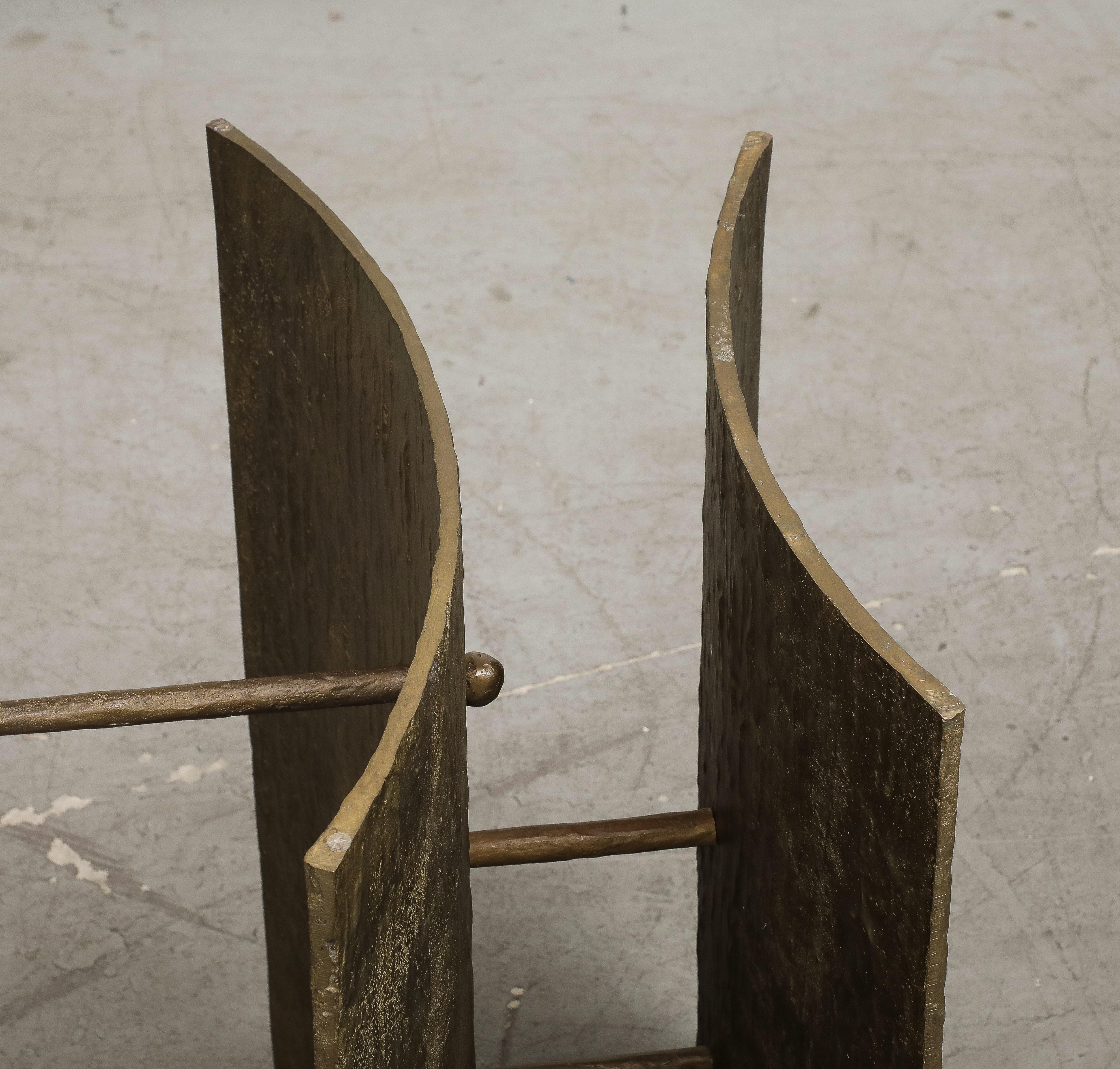 Exceptionnelle base de table sculpturale italienne en bronze intégral, vers les années 1970 en vente 5