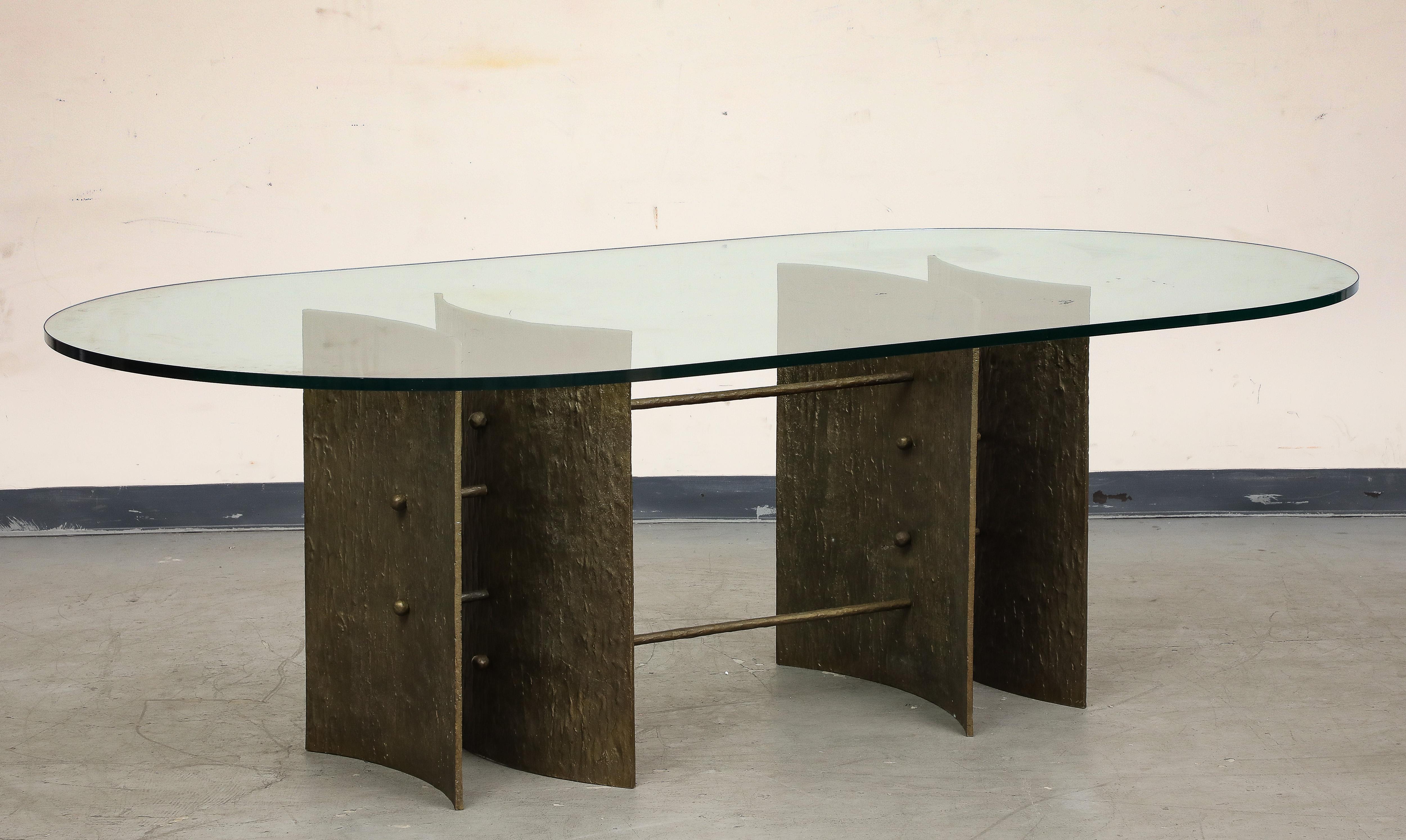 Exceptionnelle base de table sculpturale italienne en bronze intégral, vers les années 1970 en vente 10