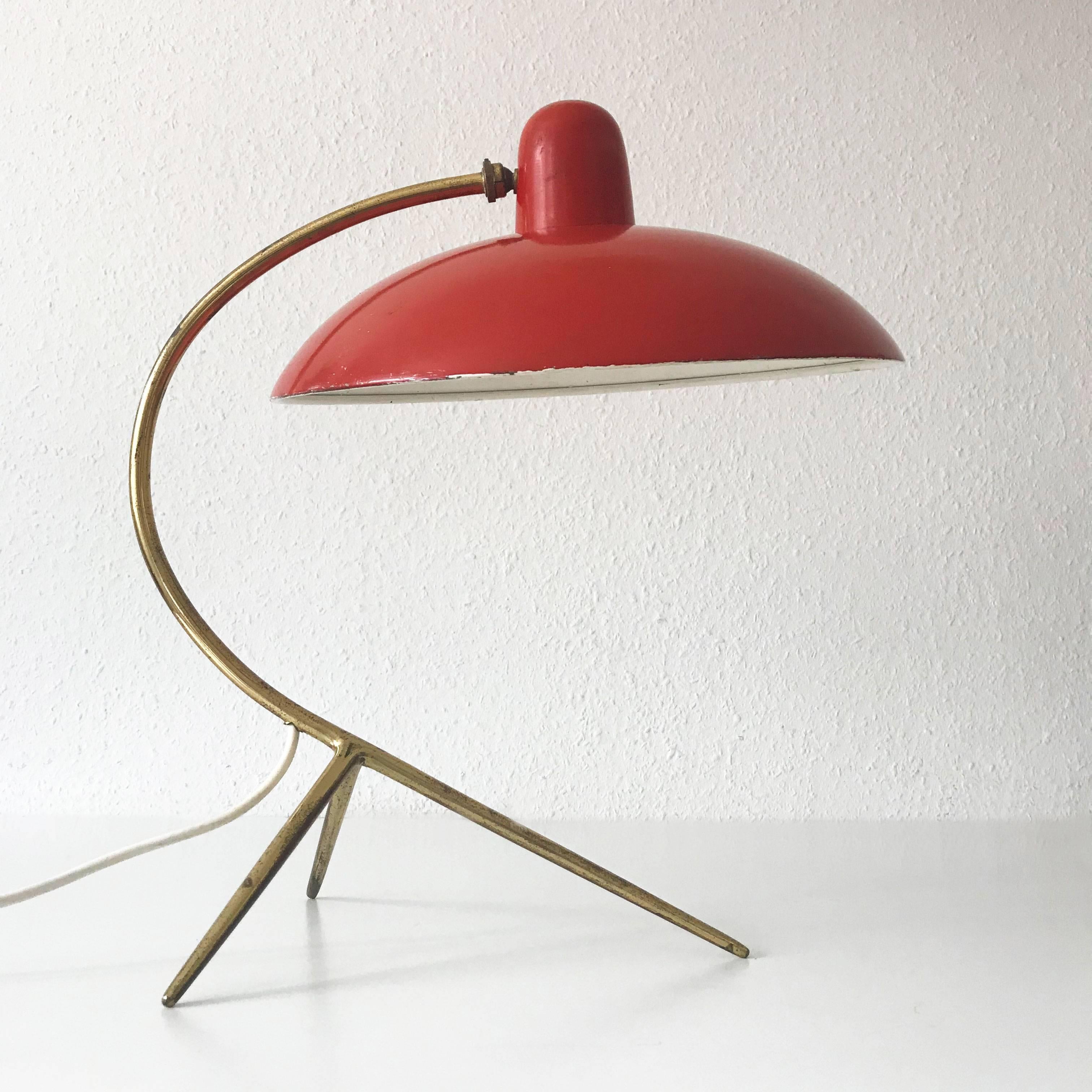 Lacquered Exceptional Italian Mid-Century Modern Table Lamp, 1950s