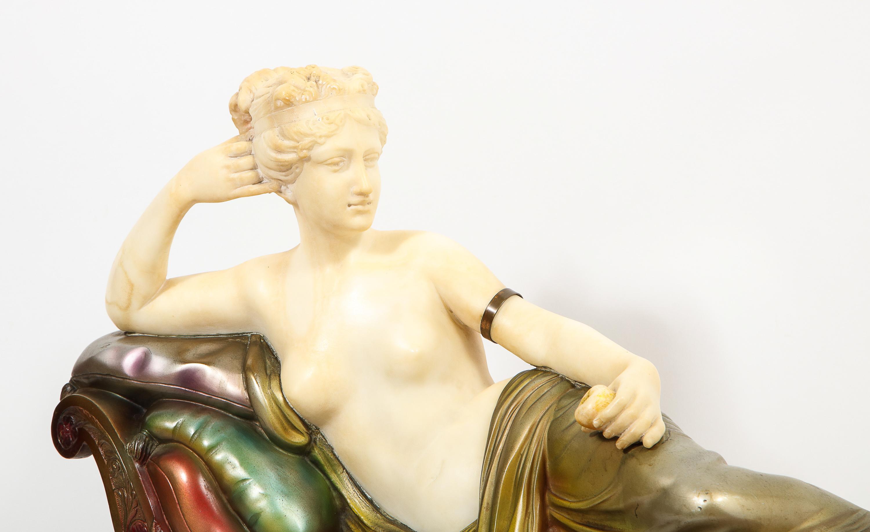 Exceptional Italian Sculpture of Paulina Bonaparte Borghese after Anotino Canova 3