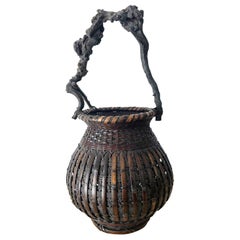 Excepcional cesta japonesa de bambú Ikebana del periodo Meiji