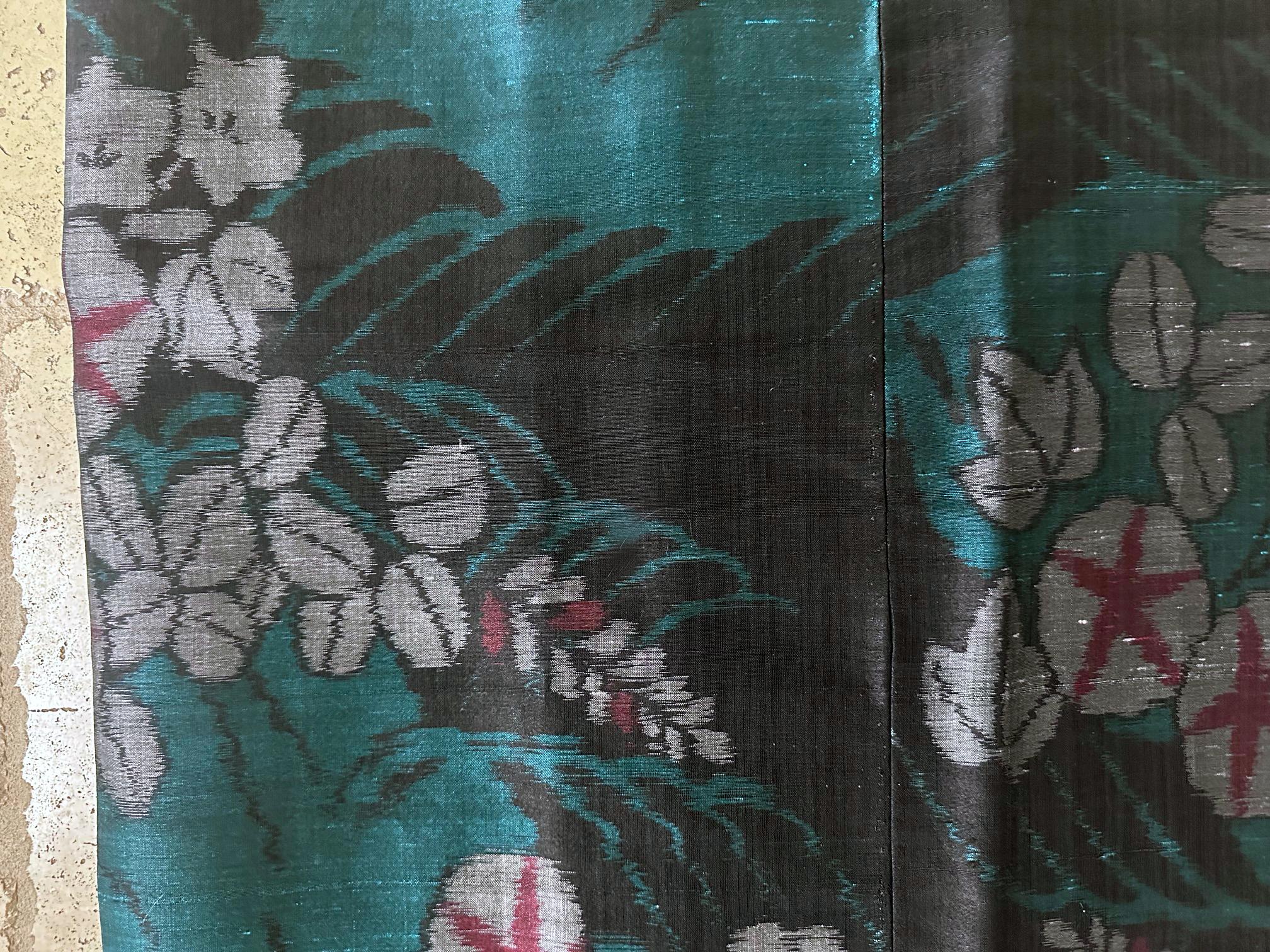 Exceptional Japanese Summer Asa Hitoe Weft Ikat Kimono Provenance en vente 1