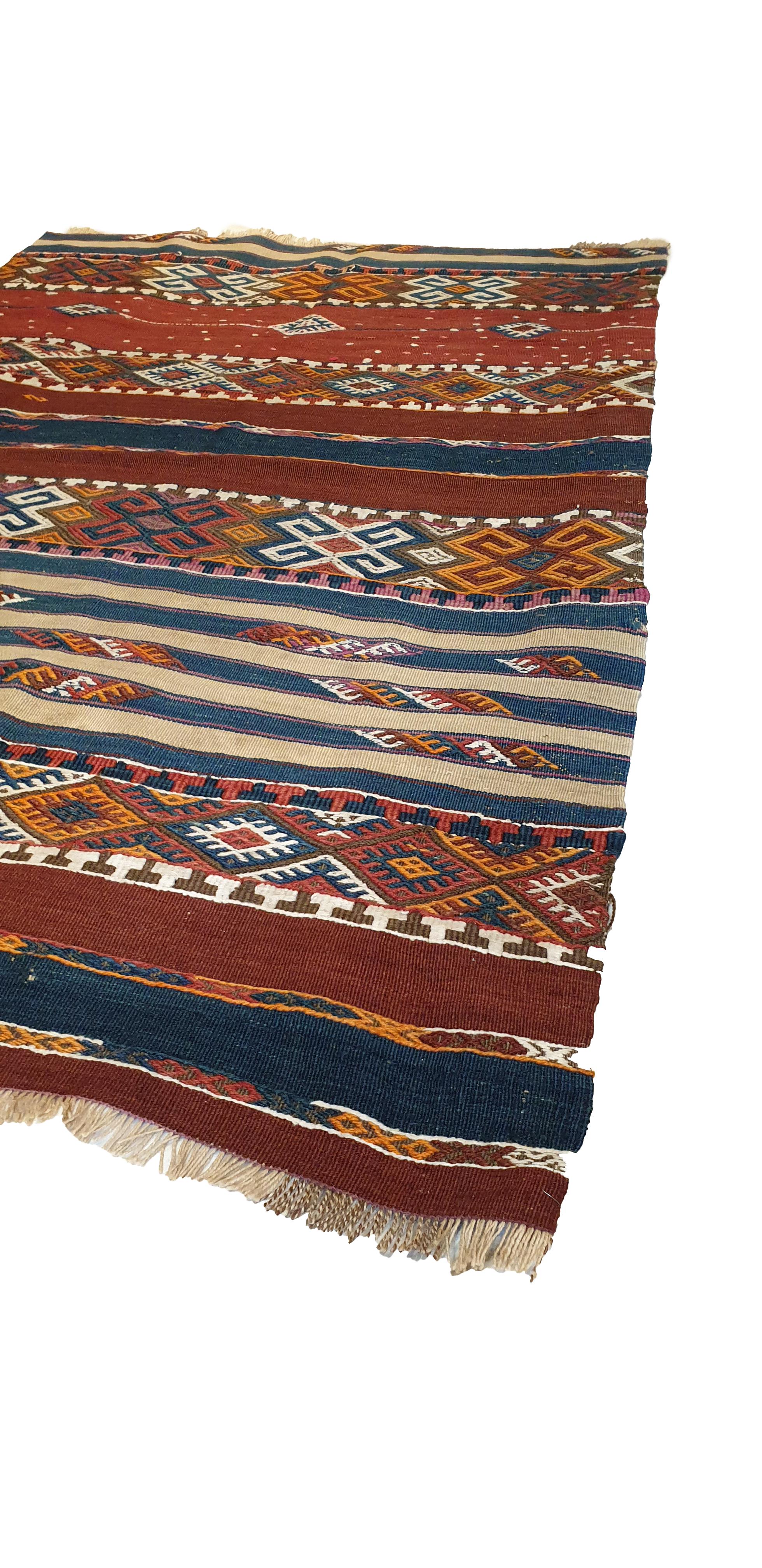 Turkestan 694 - Exceptionnel Soumak de style Kilim en laine de Turquie, 19ème siècle en vente