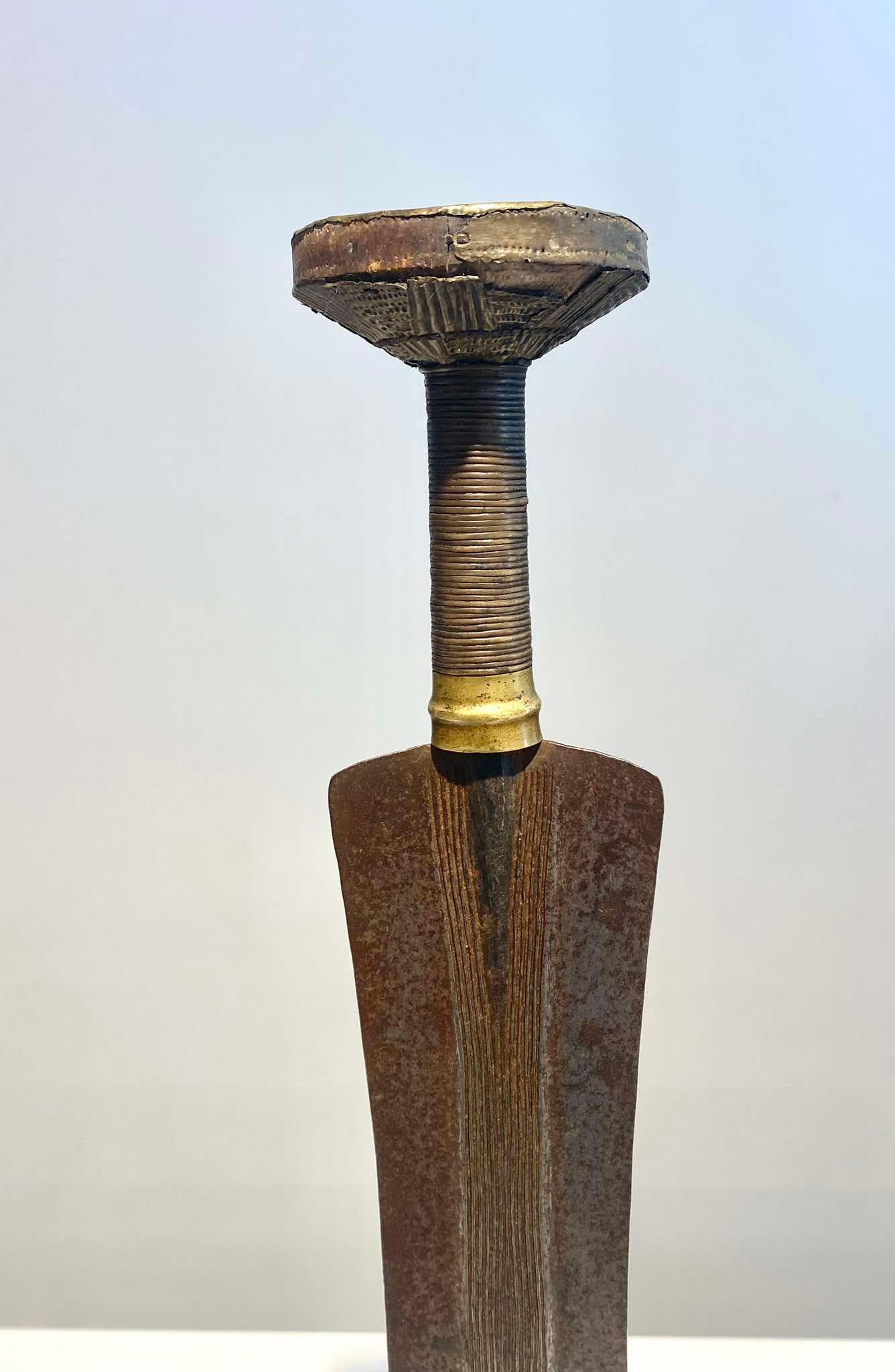 Exceptional Knife Or Saber From The Teke Tribe, Dr Congo / Kongo Brazzaville 19t For Sale 6