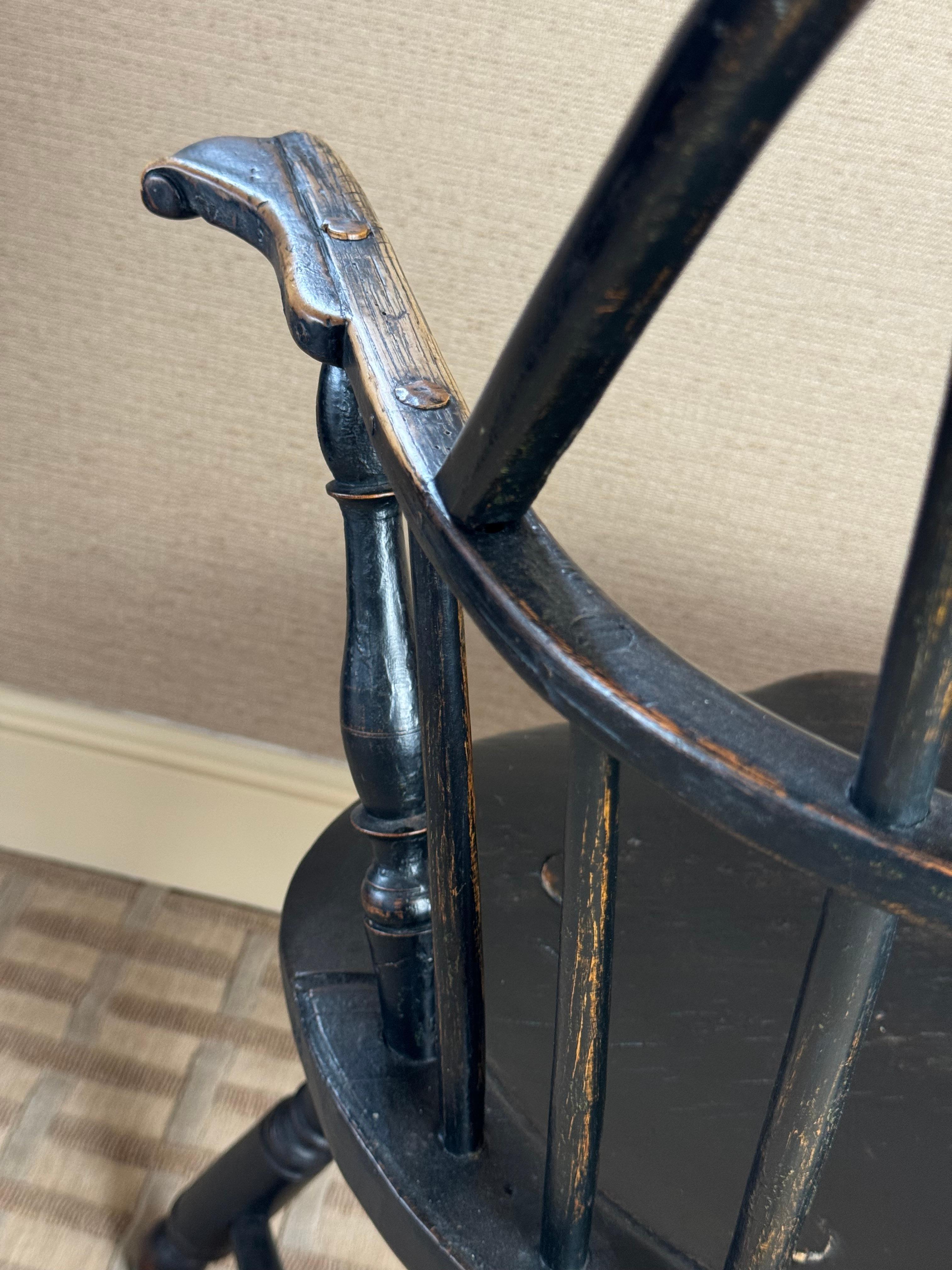 Exceptional Lancaster County Sack Back Windsor Chair For Sale 11