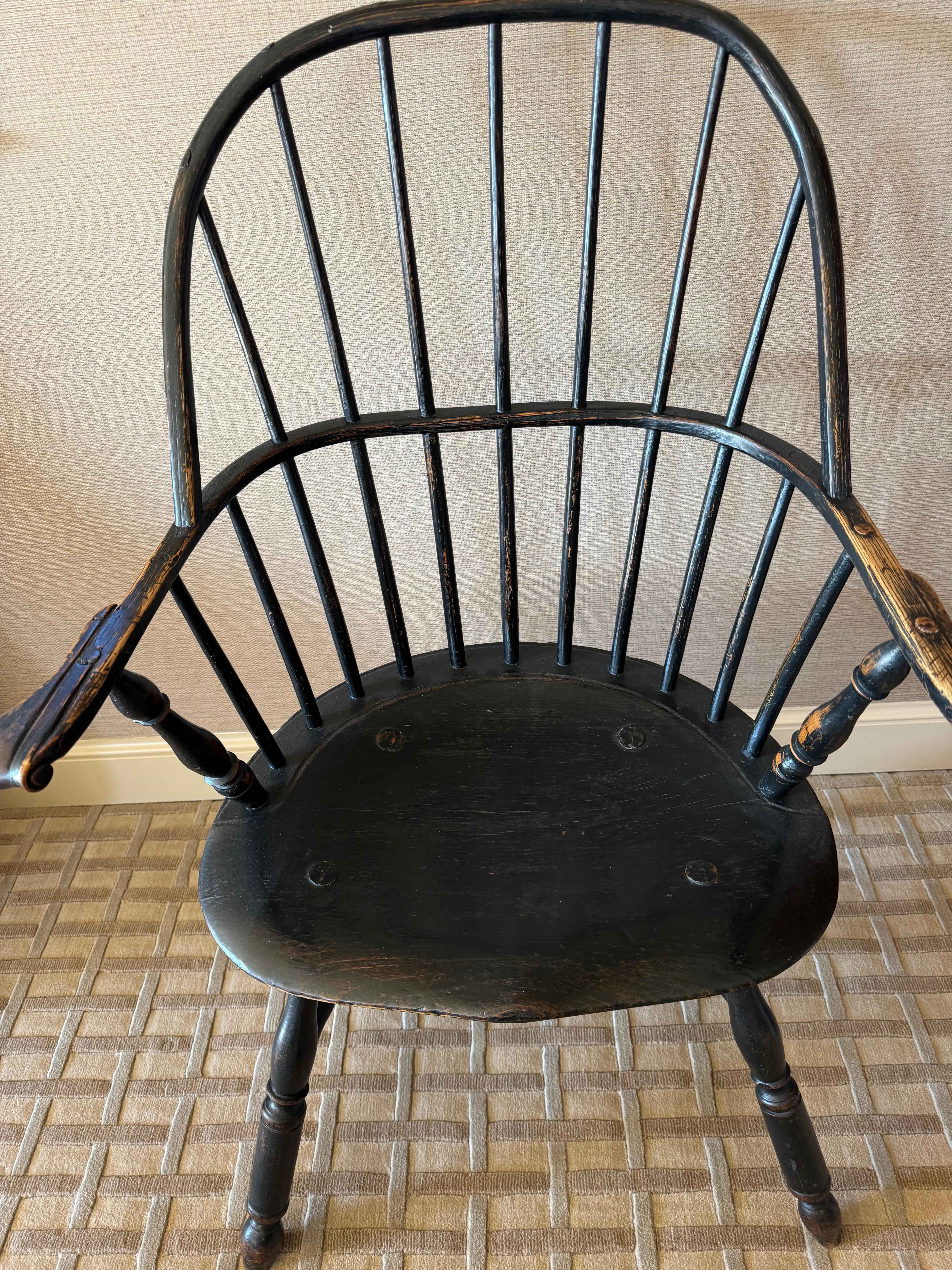 American Exceptional Lancaster County Sack Back Windsor Chair For Sale