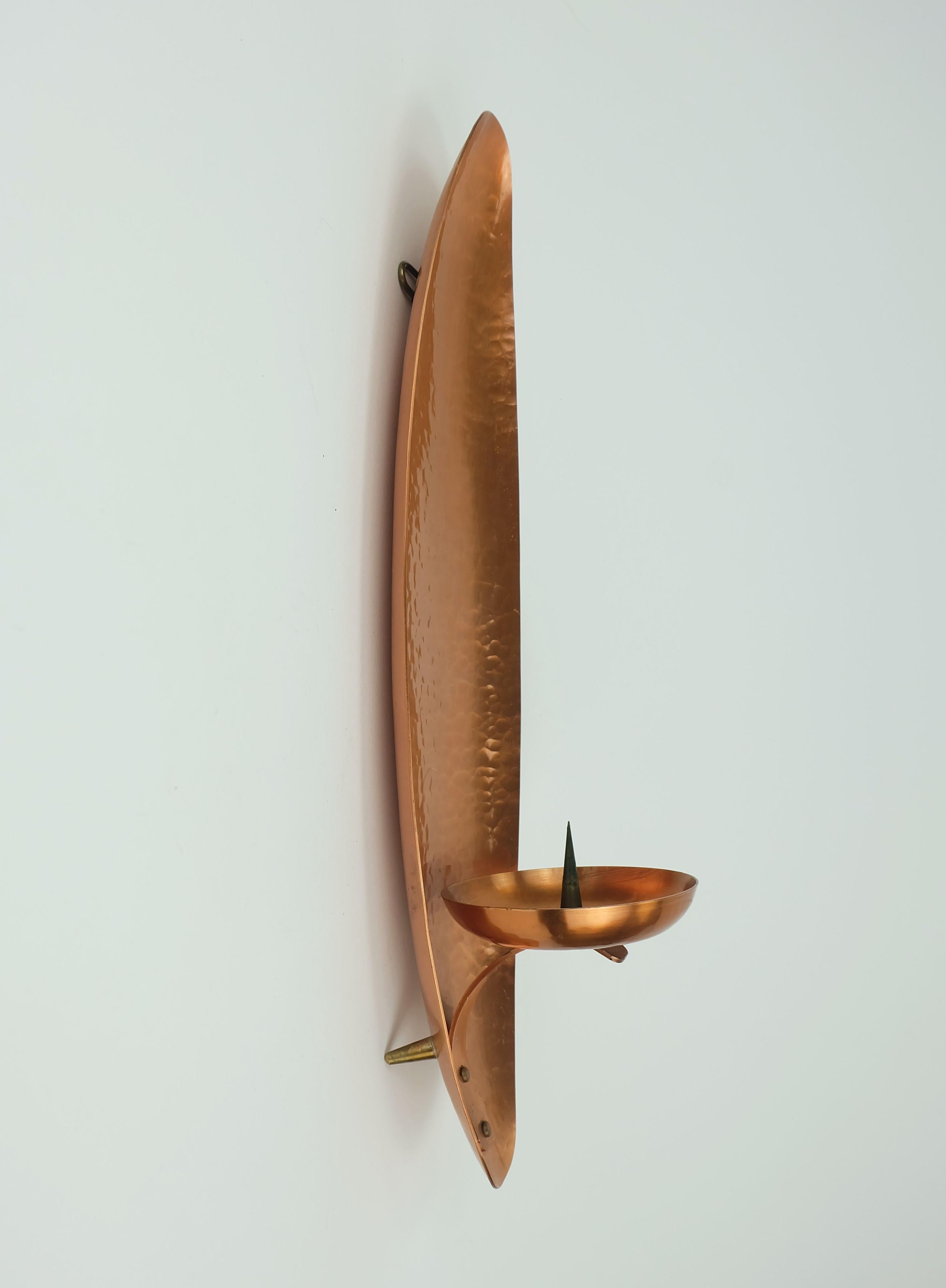 außergewöhnliche große 1950er 60er Jahre Mitte Jahrhundert Wand KERZENHALTER gehämmert Kupfer im Zustand „Gut“ im Angebot in Mannheim, DE