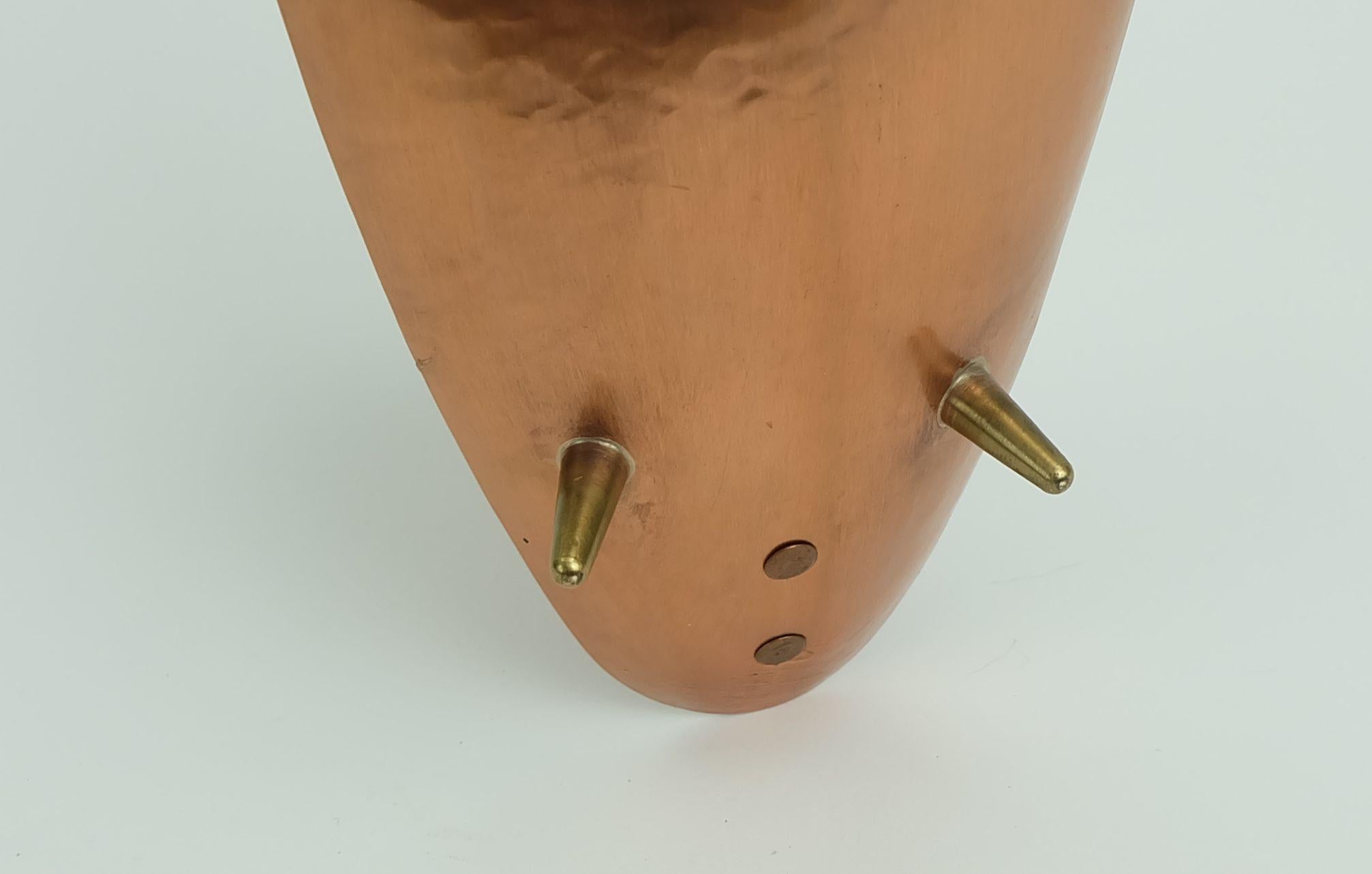 außergewöhnliche große 1950er 60er Jahre Mitte Jahrhundert Wand KERZENHALTER gehämmert Kupfer im Angebot 3
