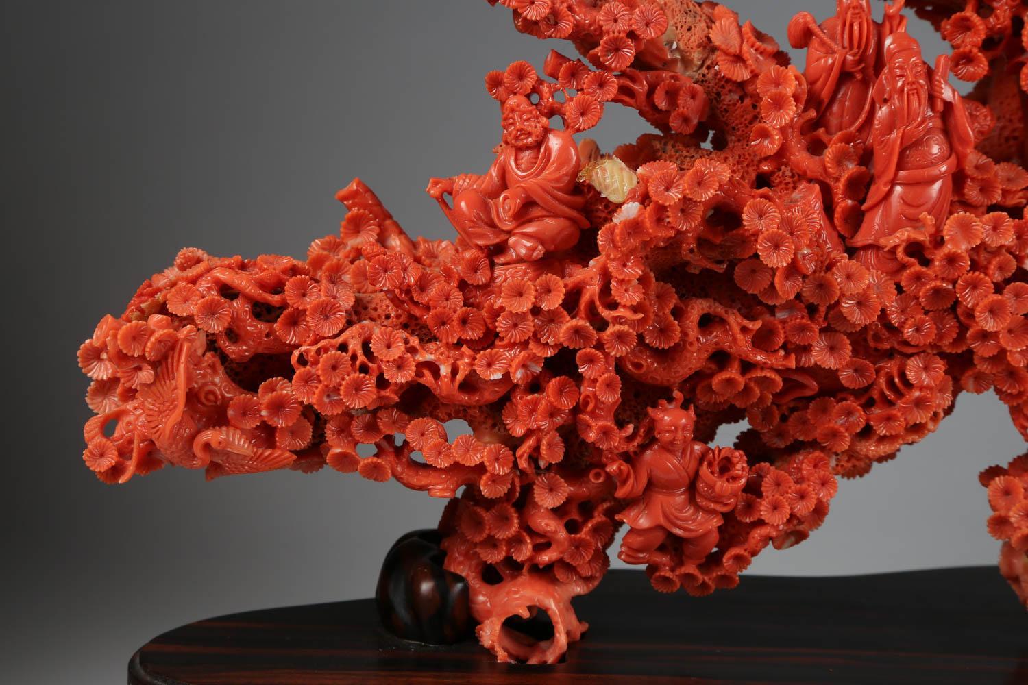 Exceptional Large Chinese Carved Coral Figural Group of a Pine Tree & Scholars In Excellent Condition In New York, NY
