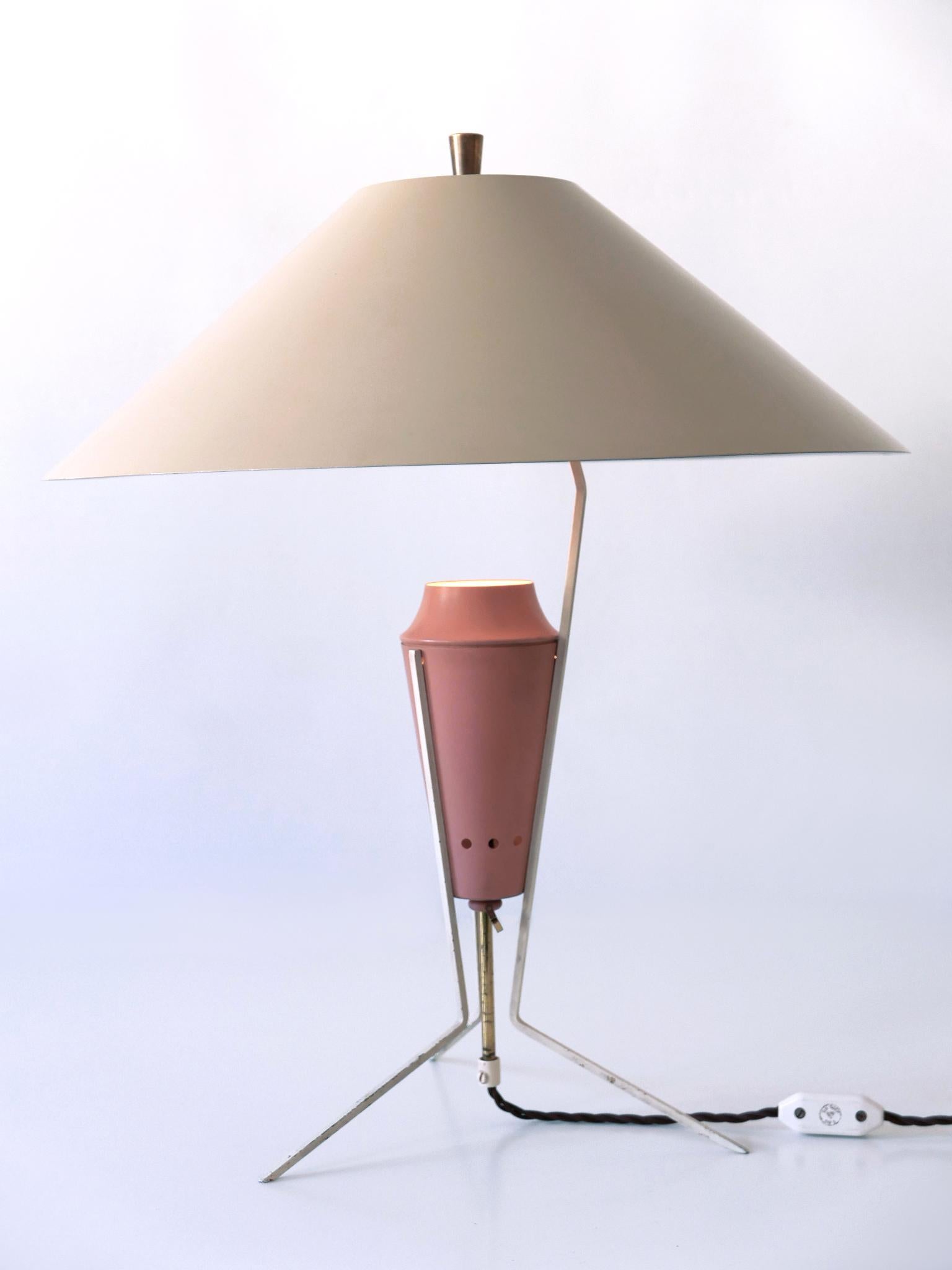 Exceptional Large & Elegant Mid Century Modern Table Lamp Germany 1950s In Good Condition For Sale In Munich, DE