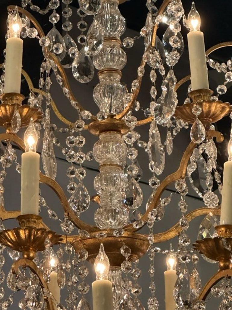 20th Century Exceptional Large Italian Crystal Chandelier with 25 Lights