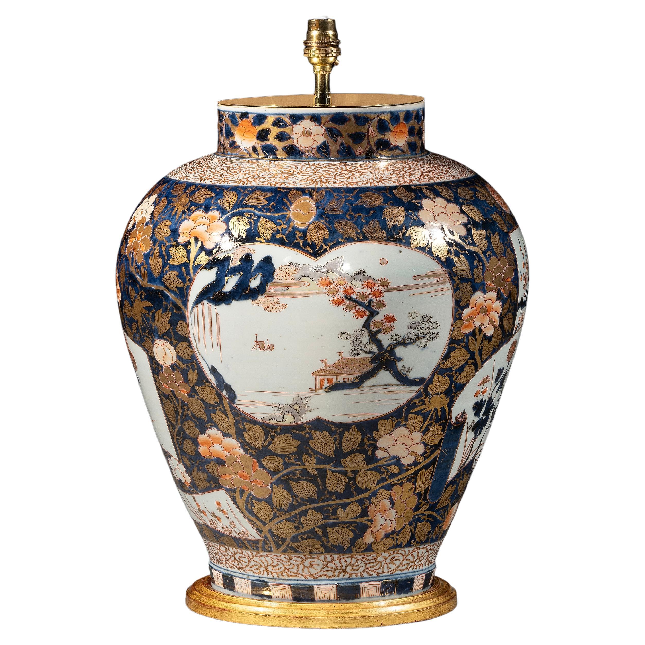 Exceptionnelle grande lampe de bureau japonaise Imari en vente