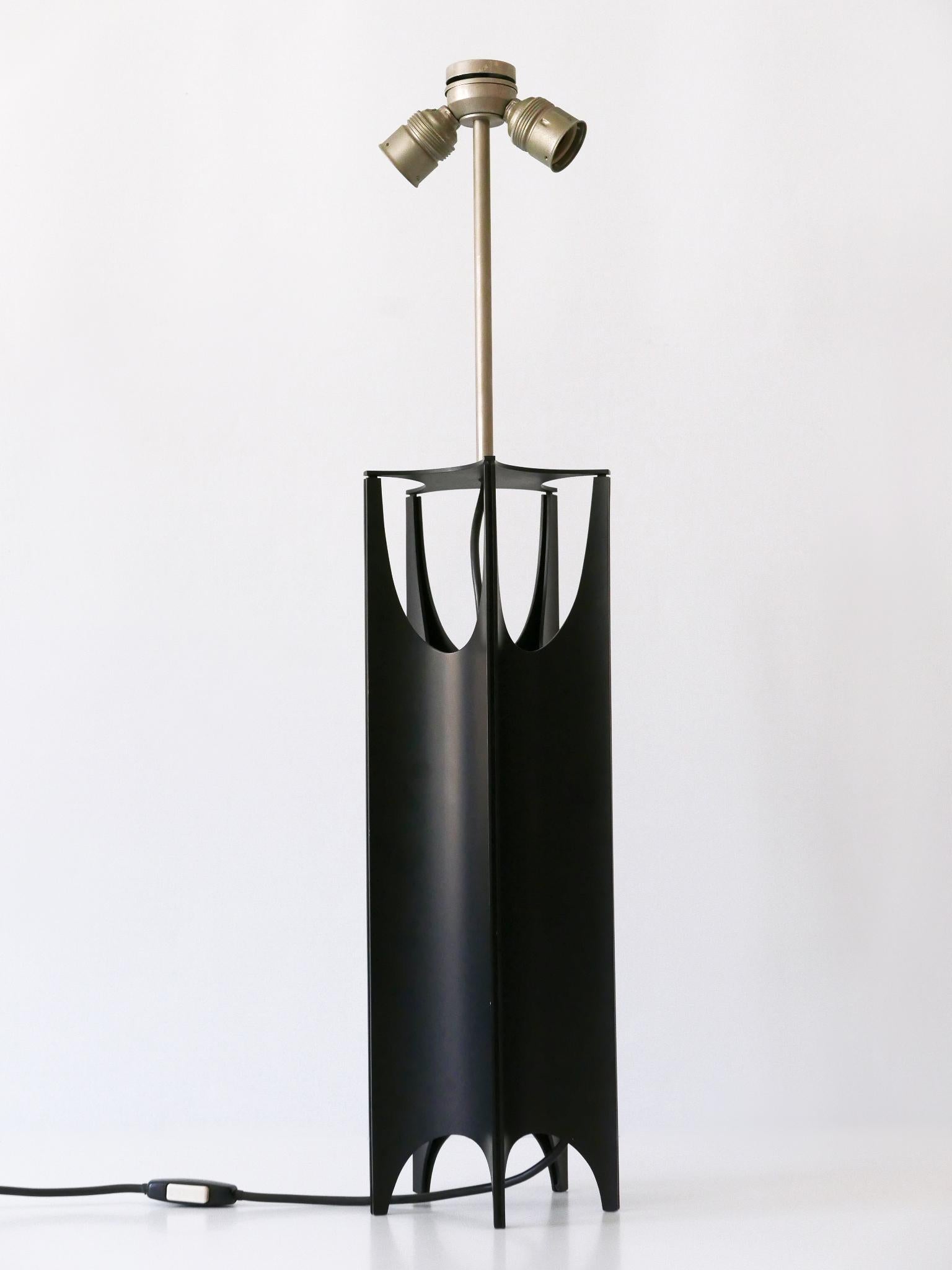 Exceptionnelle et grande lampe de bureau brutaliste mi-siècle moderne, Italie, années 1960 en vente 4