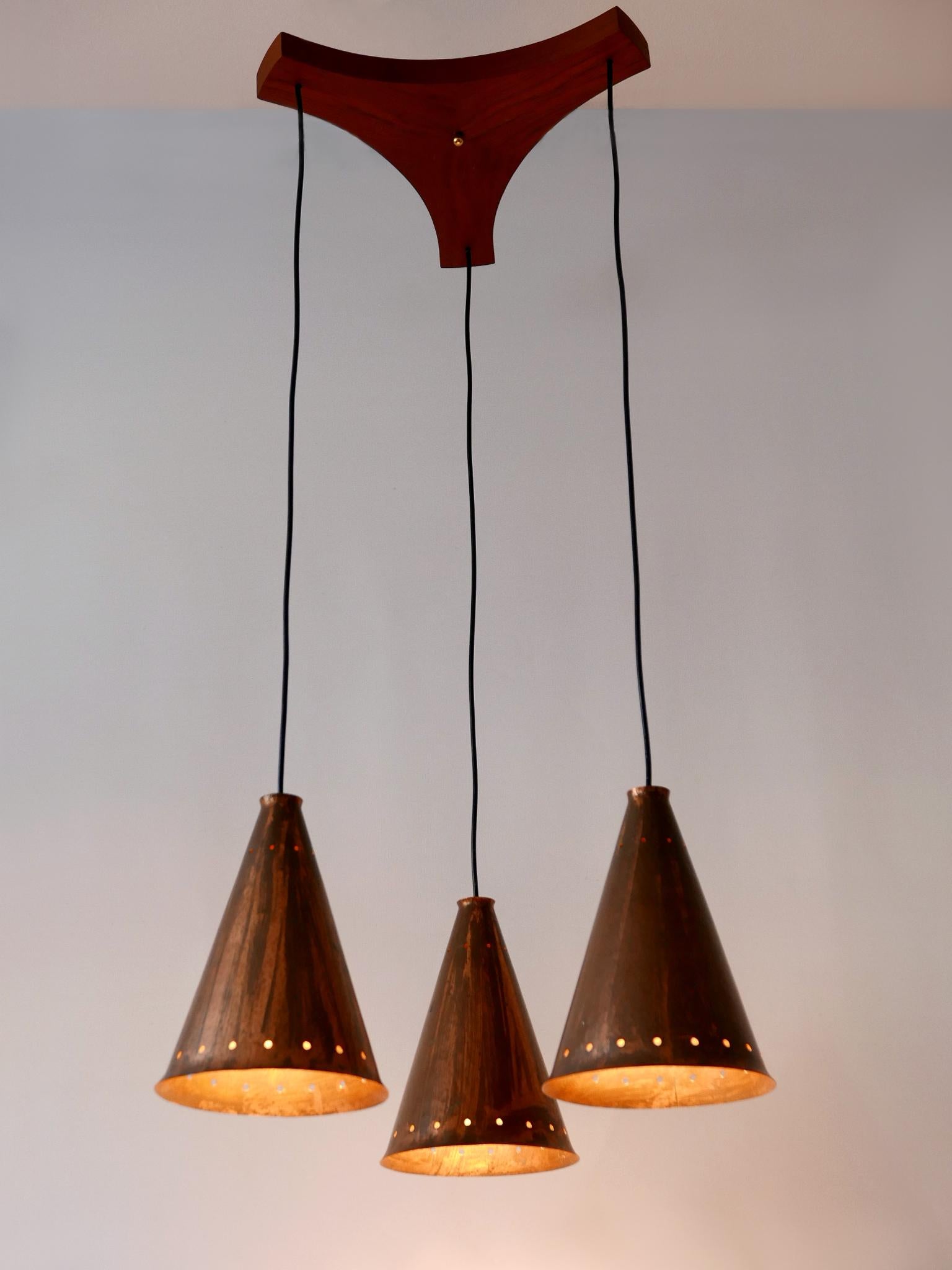Exceptionnelle et grande lampe à suspension en cuivre de style mi-siècle moderne, Scandinavie, années 1950 Bon état - En vente à Munich, DE