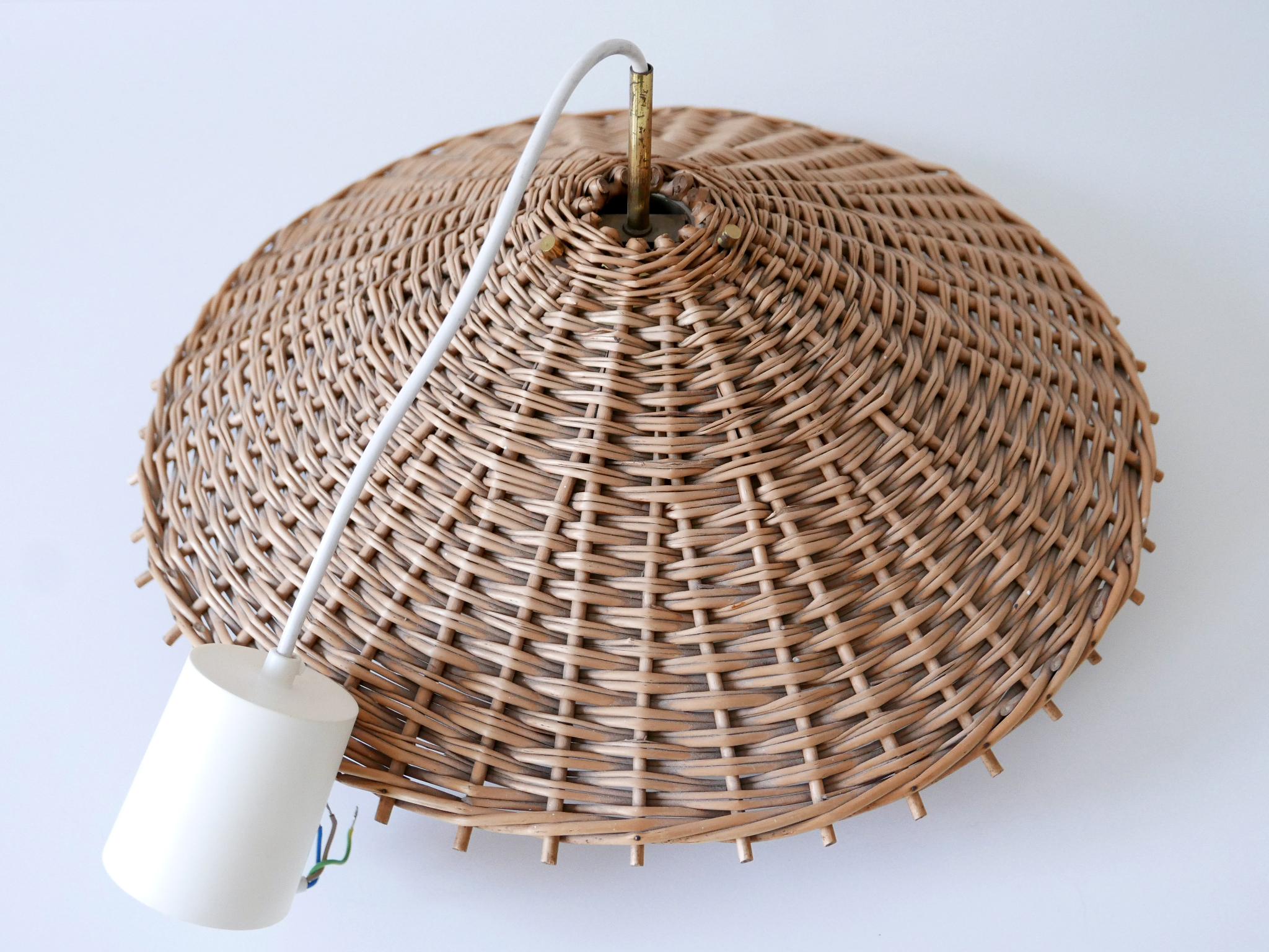Exceptional & Large Mid Century Modern Rattan Pendant Lamp Scandinavia 1960s For Sale 11