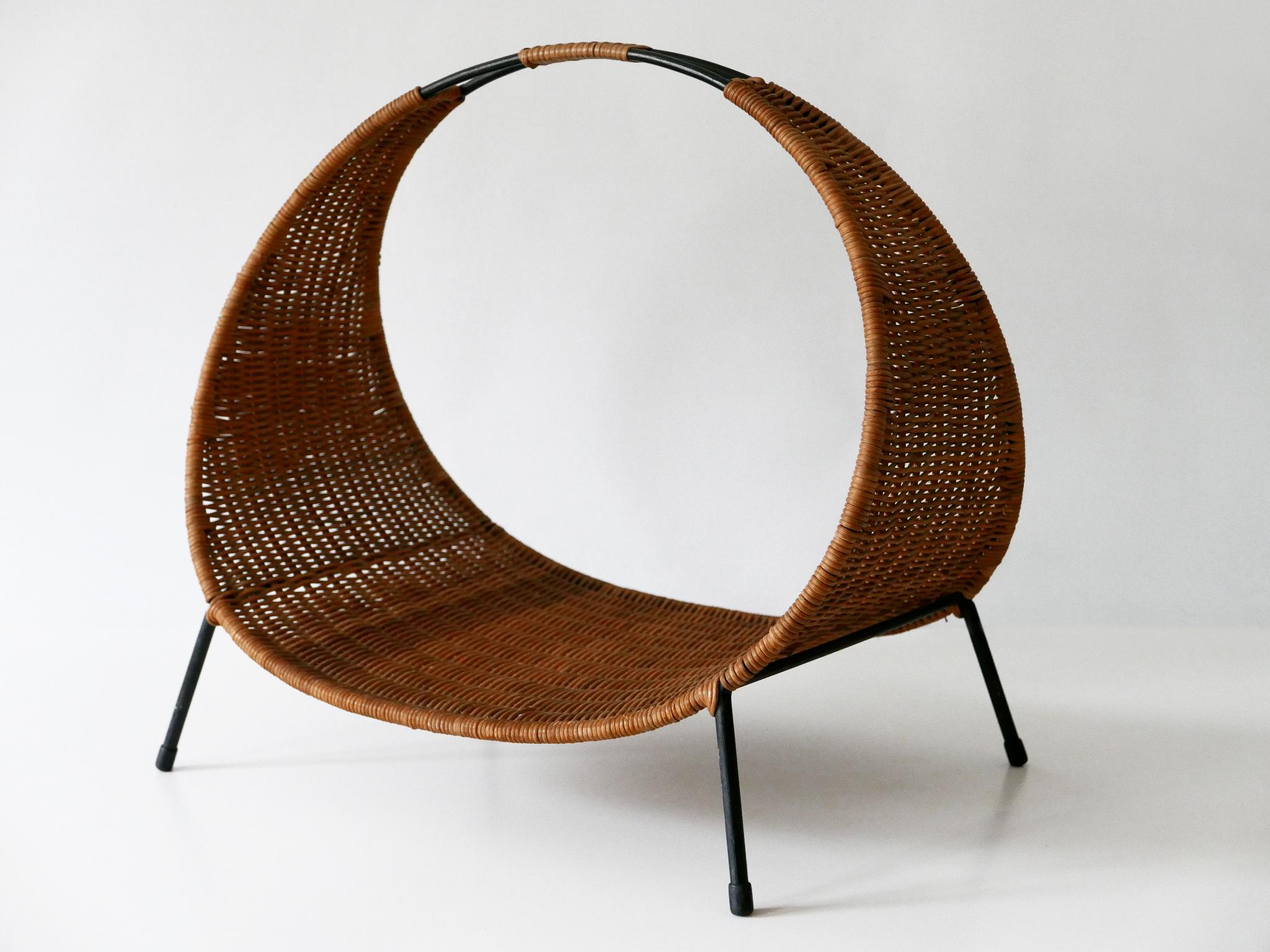 Grand porte-revues ou support exceptionnel en osier de style mi-siècle moderne, années 1960, Italie Bon état - En vente à Munich, DE