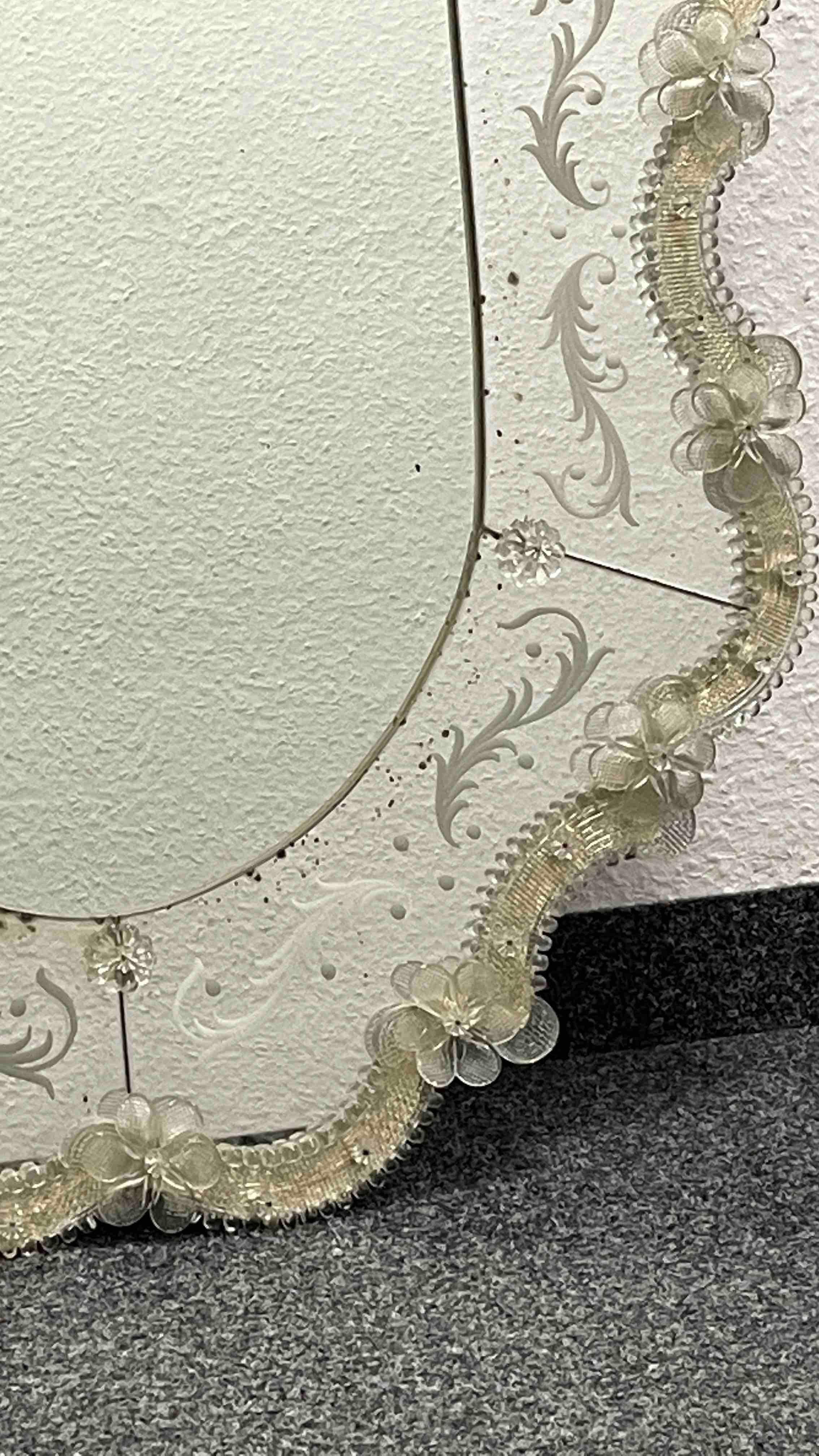Exceptional Large Murano Glass Wall Mirror 1950s For Sale 8