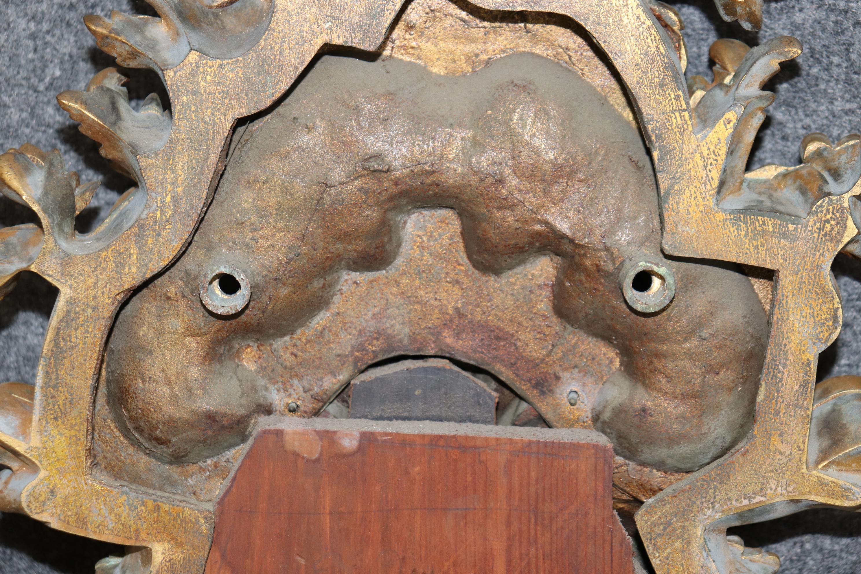 Excepcional Espejo de Pared de Bronce Macizo Francés Estilo Luis XV Acabado Dore en venta 10