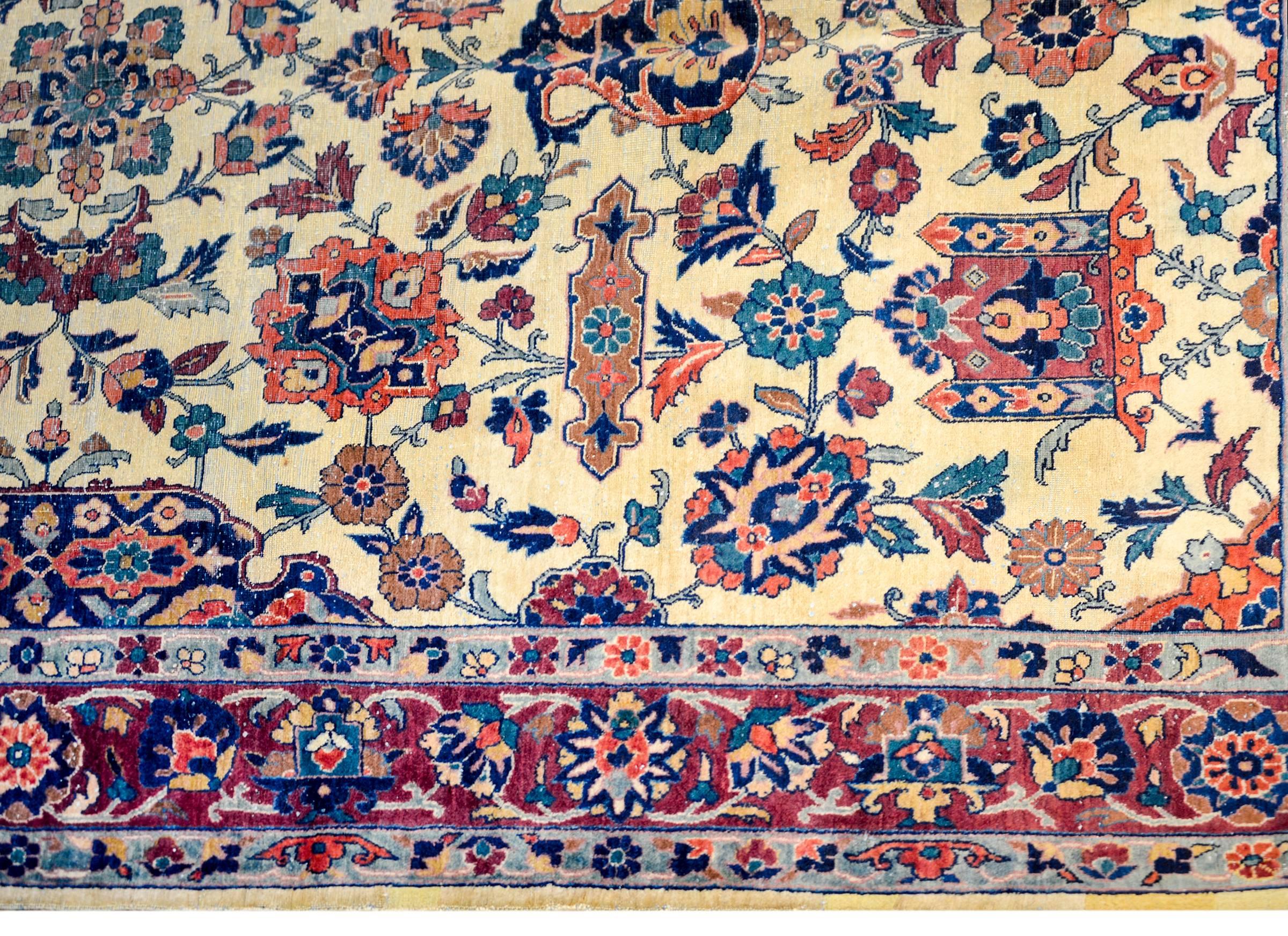 Vegetable Dyed Exceptional Late 19th Century Sarouk Mohajeran Rug For Sale