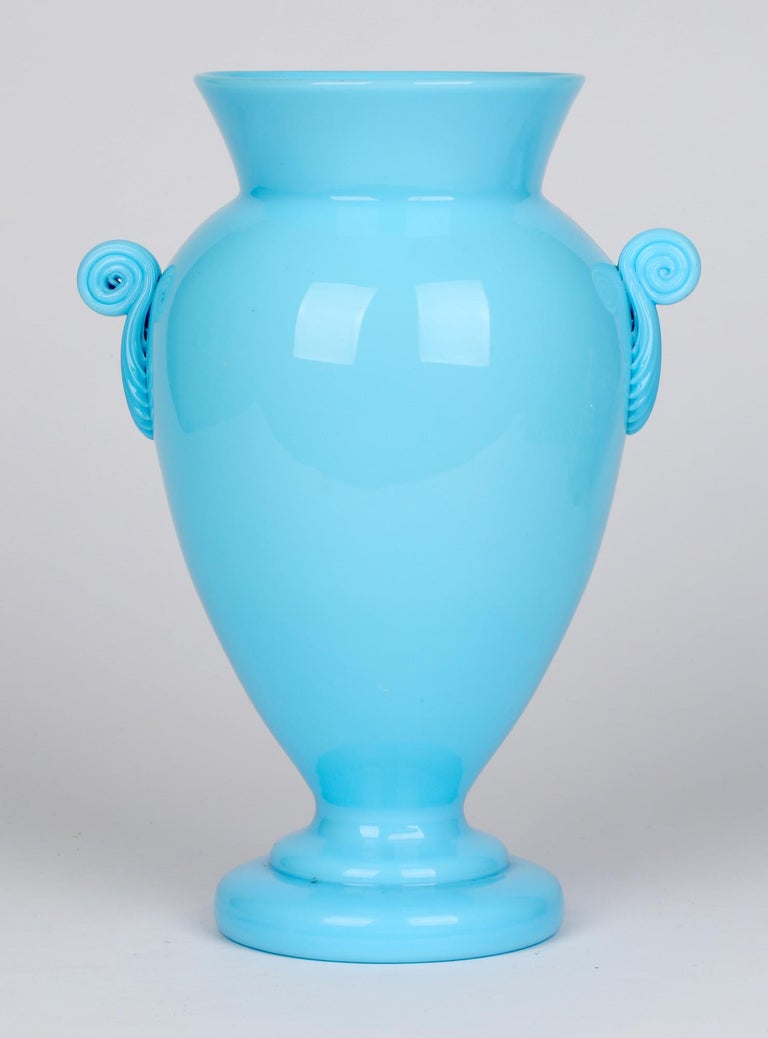 Exceptional Late Victorian Turquoise Hand Blown Art Glass Vase For Sale 2