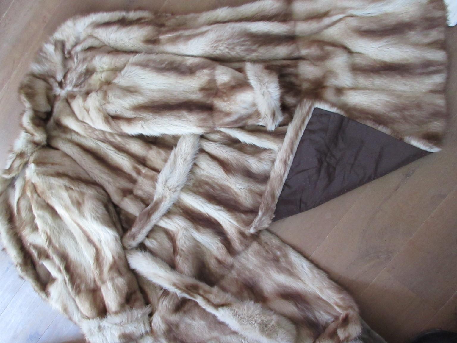 Women's or Men's Exceptional Long Belted Fur Coat For Sale