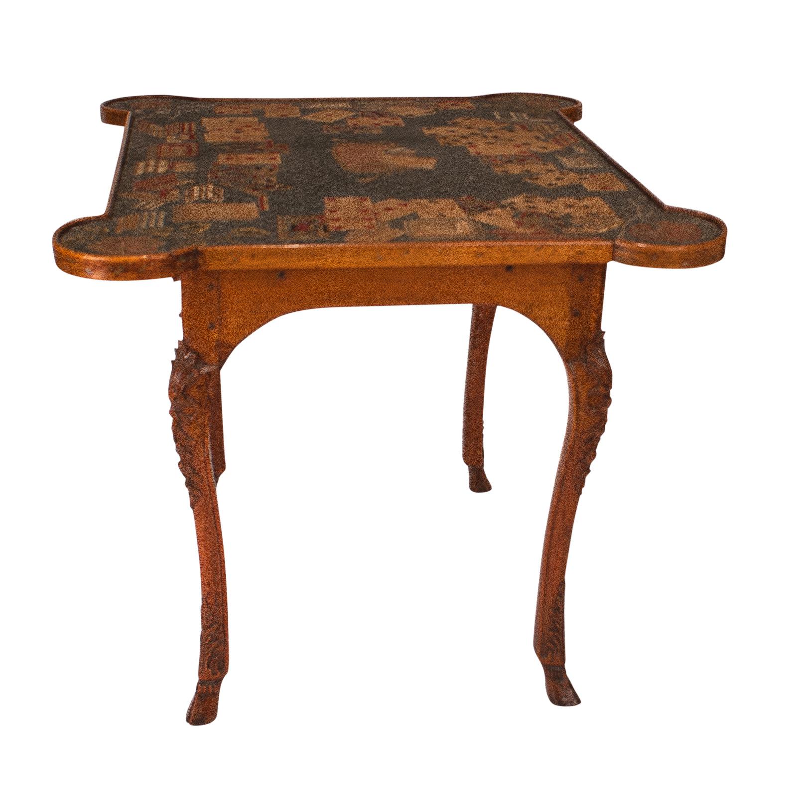 Exceptional Louis XV Carved Fruitwood Game Table, France, circa 1750 (Französisch)