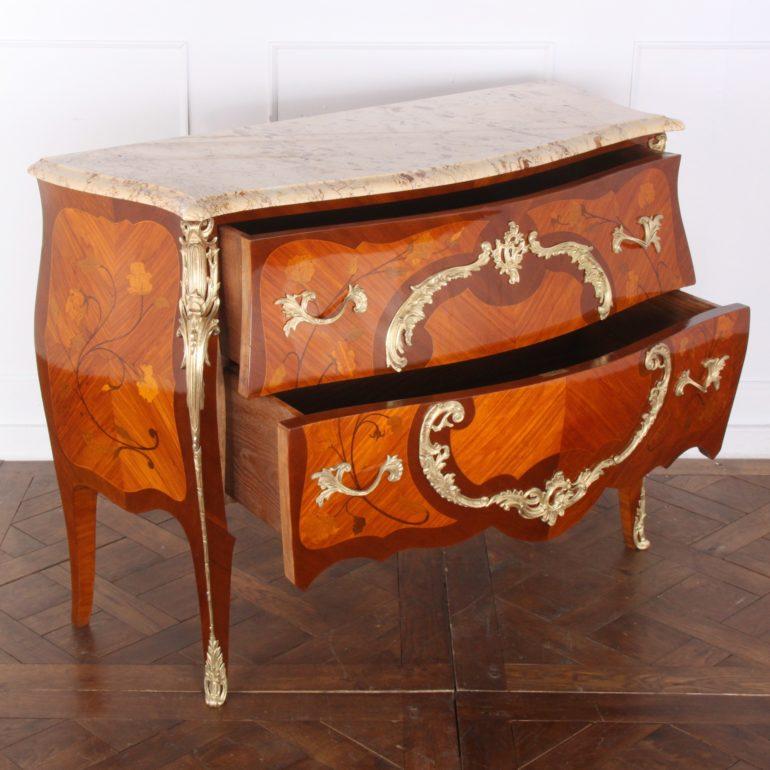 Inlay Exceptional Louis XV Style Bombe Commode