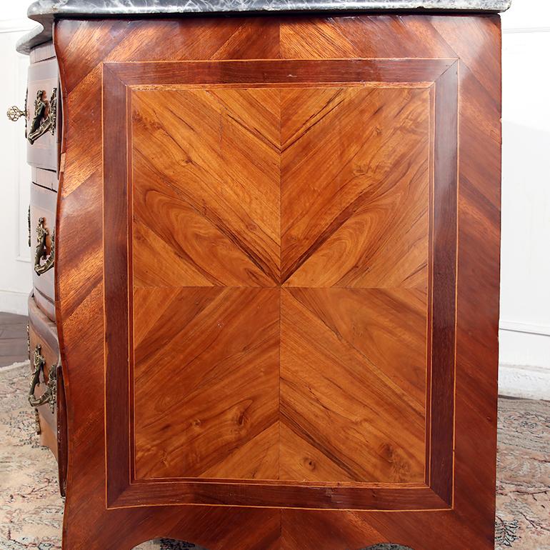 19th Century Exceptional Louis XV Style Marquetry Bombe Commode For Sale