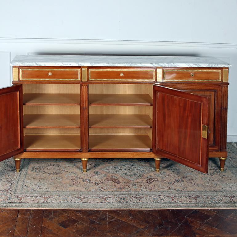 Exceptional Louis XVI Style ‘Jean Mocque’ Stamped Buffet from Paris In Good Condition In Vancouver, British Columbia