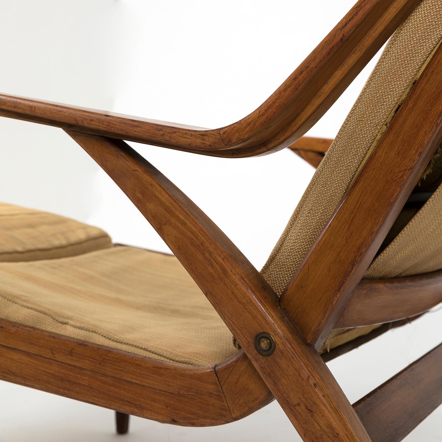 Exceptional Lounge Chair in the Attributed to Augusto Romano, circa 1948 10