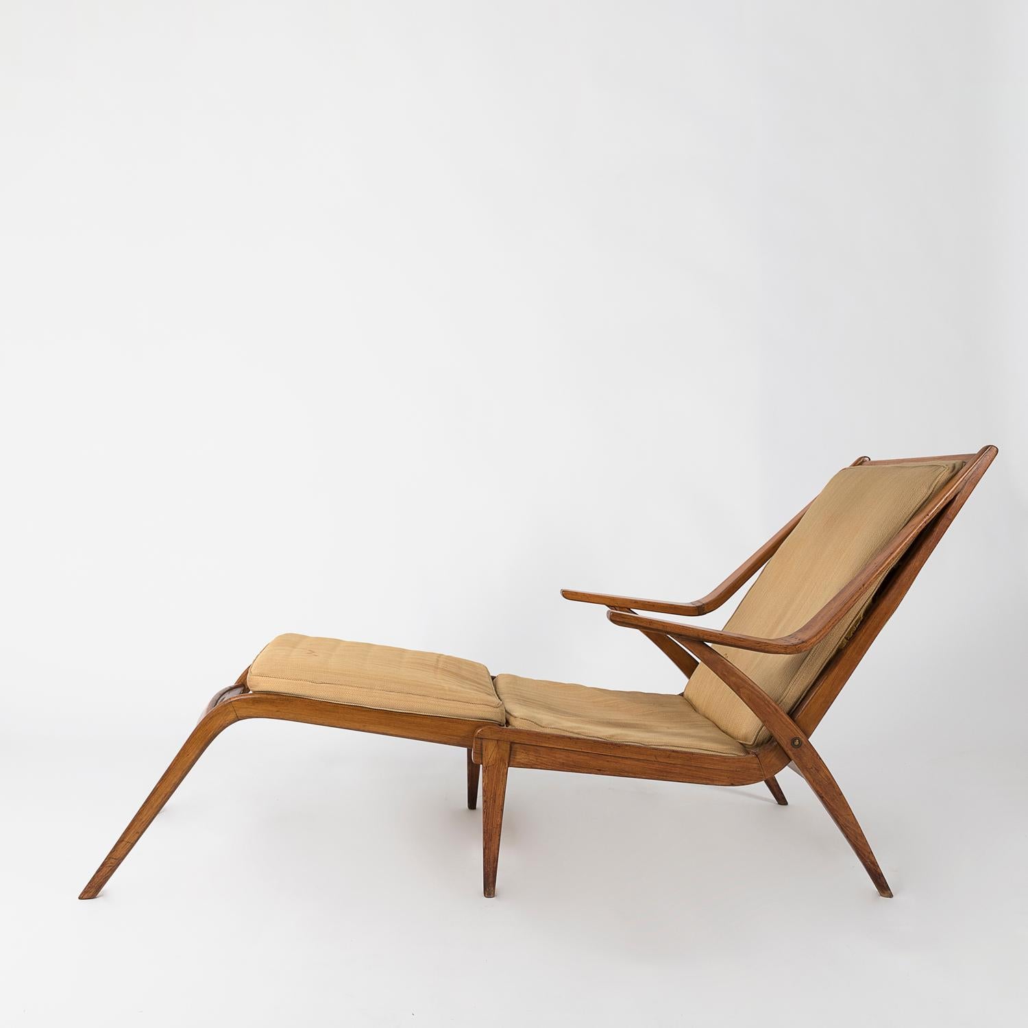 Exceptional Lounge Chair in the Attributed to Augusto Romano, circa 1948 1