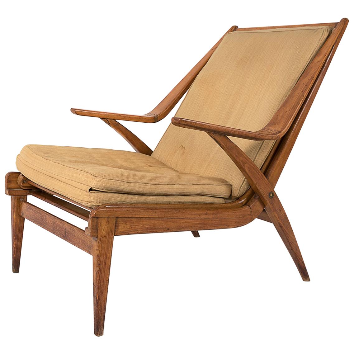 Exceptional Lounge Chair in the Attributed to Augusto Romano, circa 1948