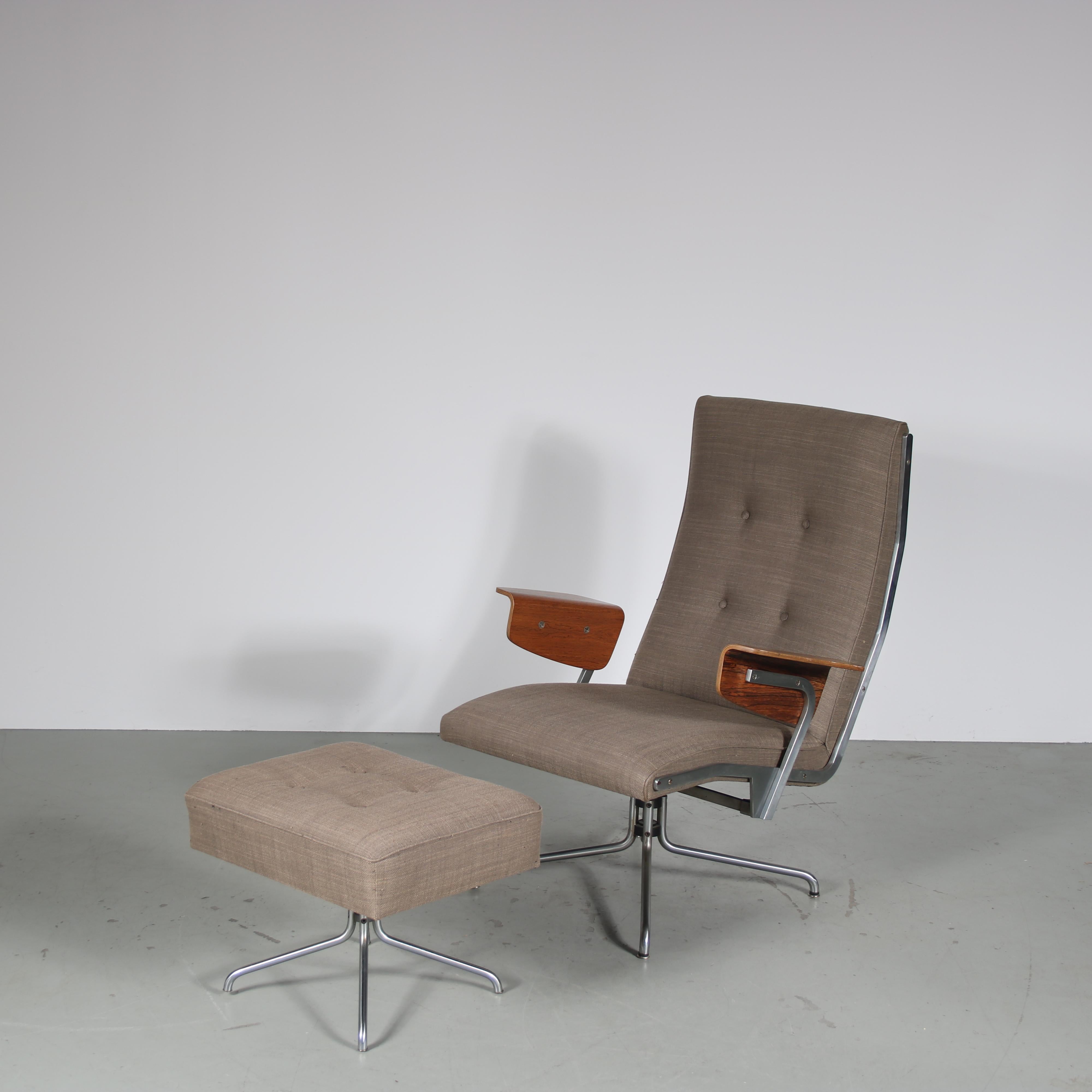 Exceptionnelle chaise longue avec ottomane, datant d'environ 1960 Bon état - En vente à Amsterdam, NL