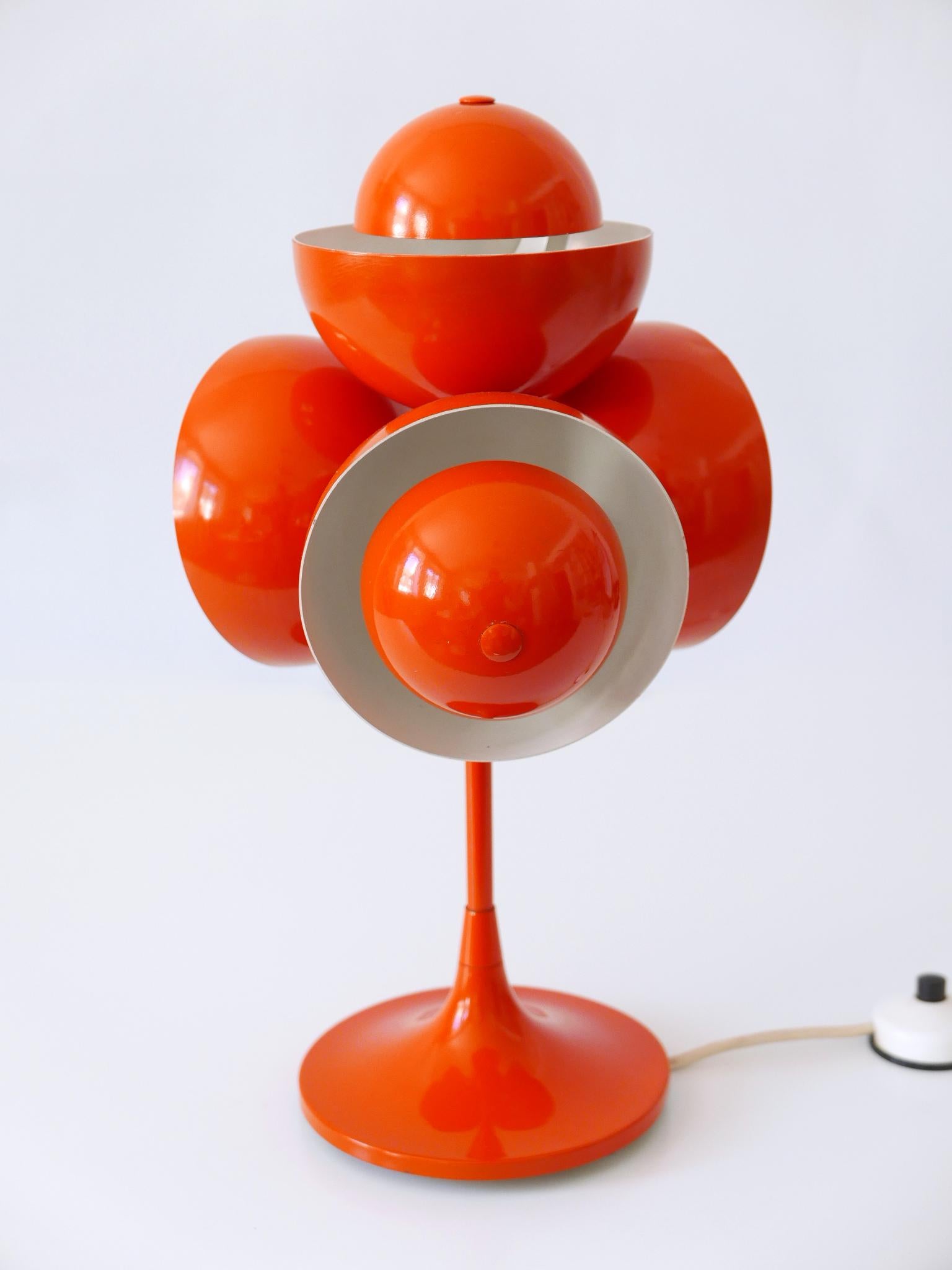 Exceptional & Lovely Mid-Century Modern Flowerpot Table Lamp, Germany, 1970s In Good Condition For Sale In Munich, DE