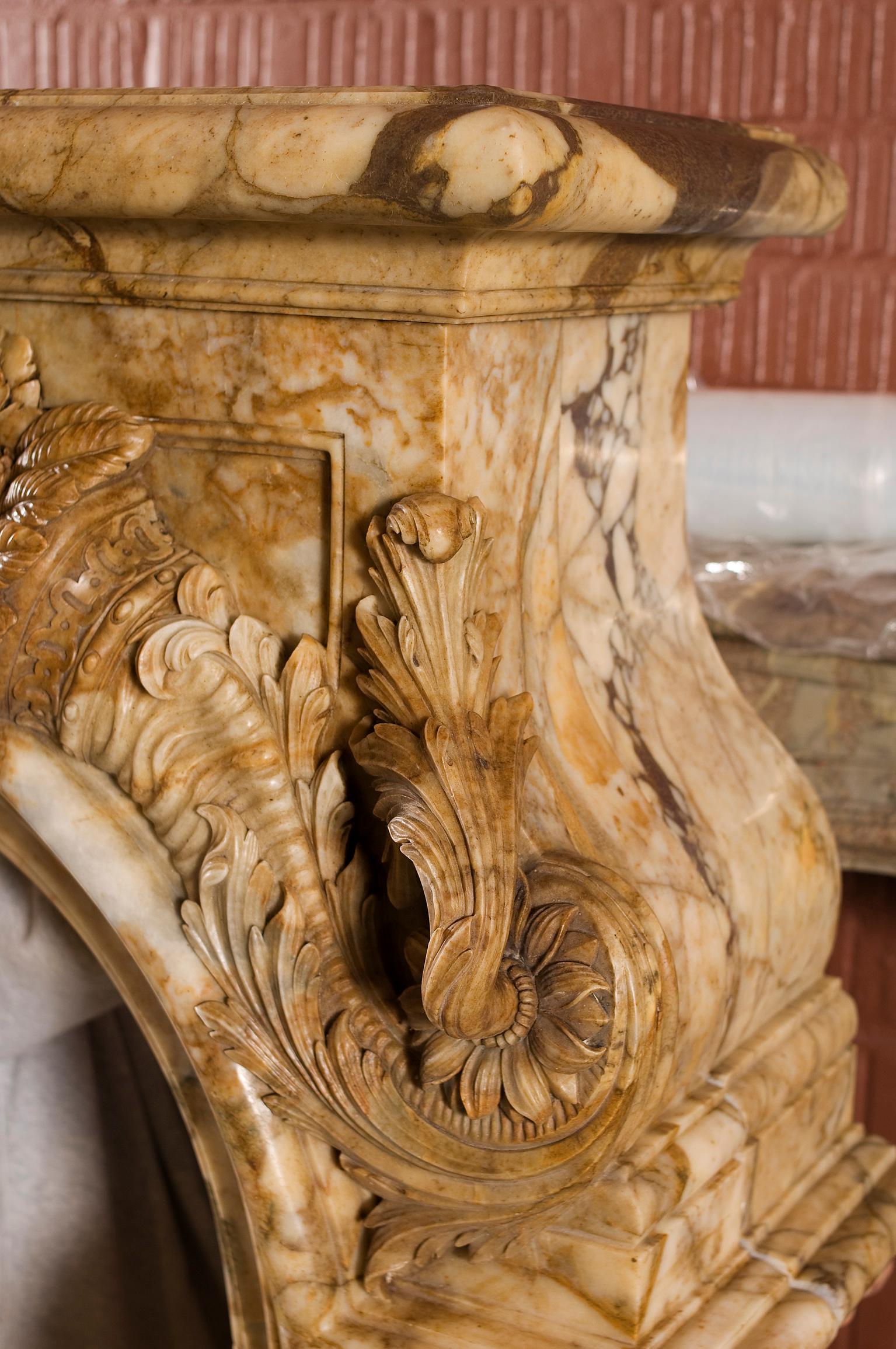 Exceptional marble fireplace in Regency style “ Salon d’Hercule” Versaille. For Sale 7