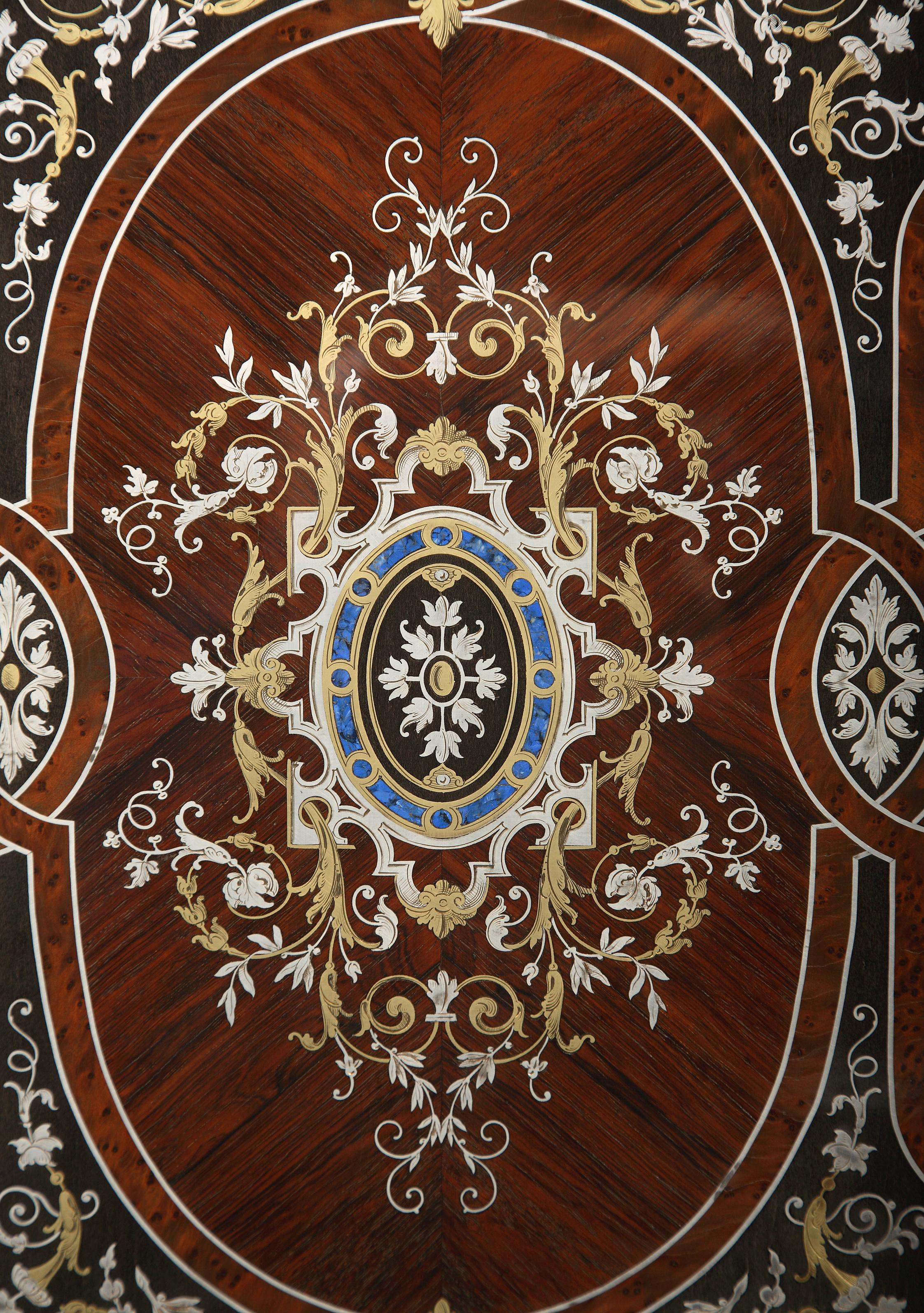 Exceptional Marquetry Cabinet Attributed to Susse Frères, France, Circa 1880 In Good Condition For Sale In PARIS, FR