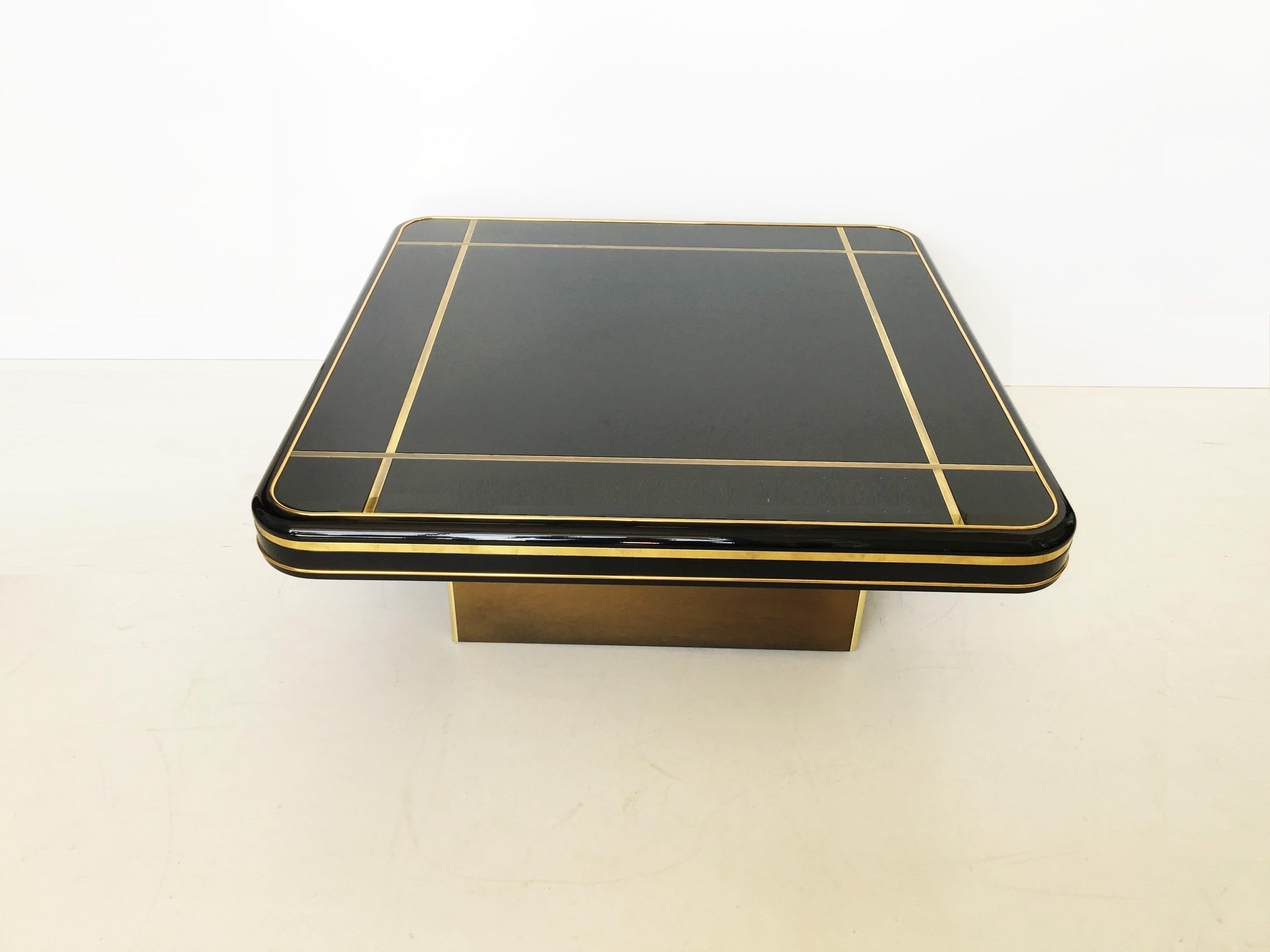 American Exceptional Mastercraft Black Lacquer and Brass Coffee Table For Sale