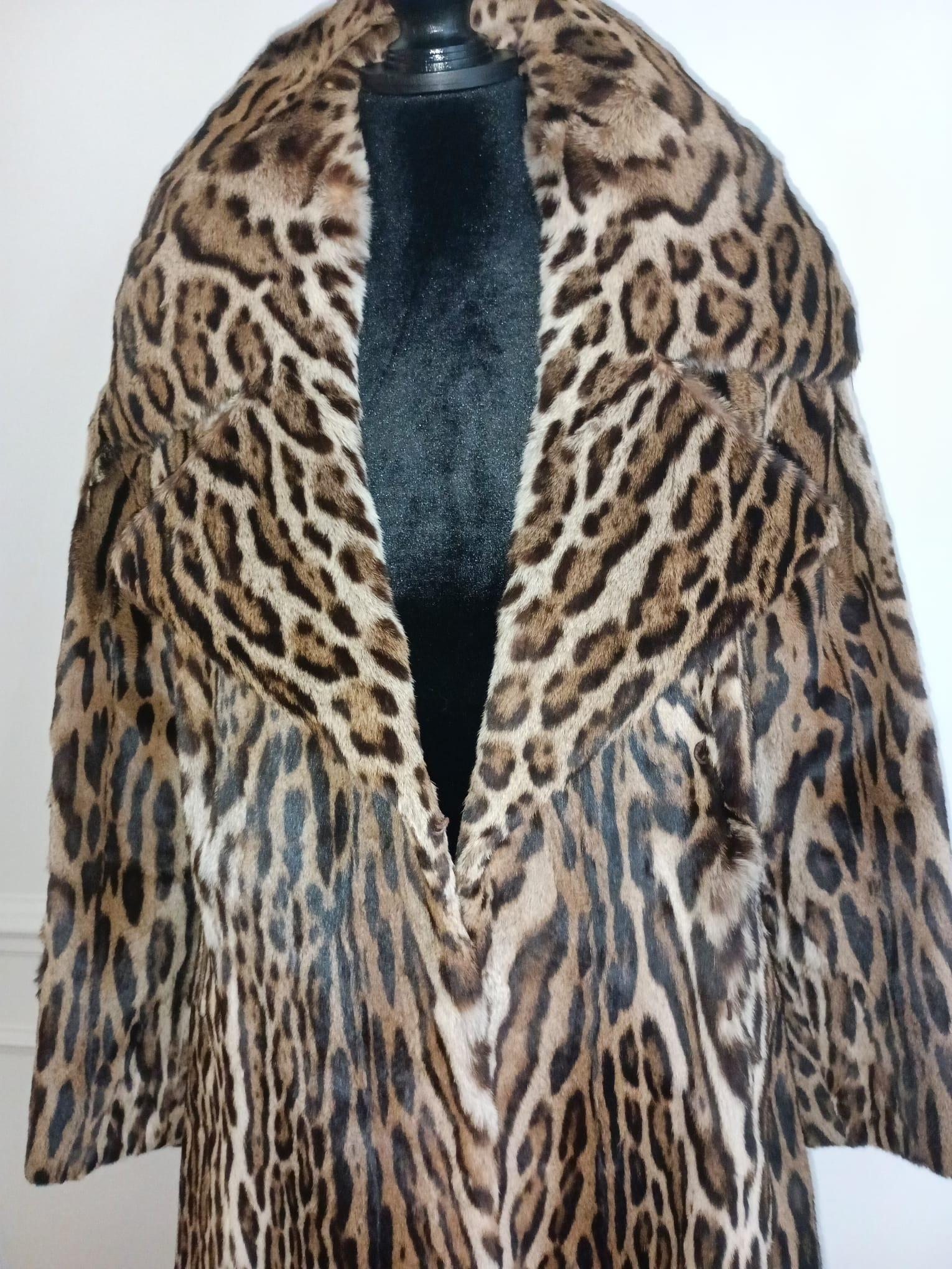 Eccezionale pelliccia di ocelot brasiliano maturo con collo a tacca taglia 10/M in vendita 9