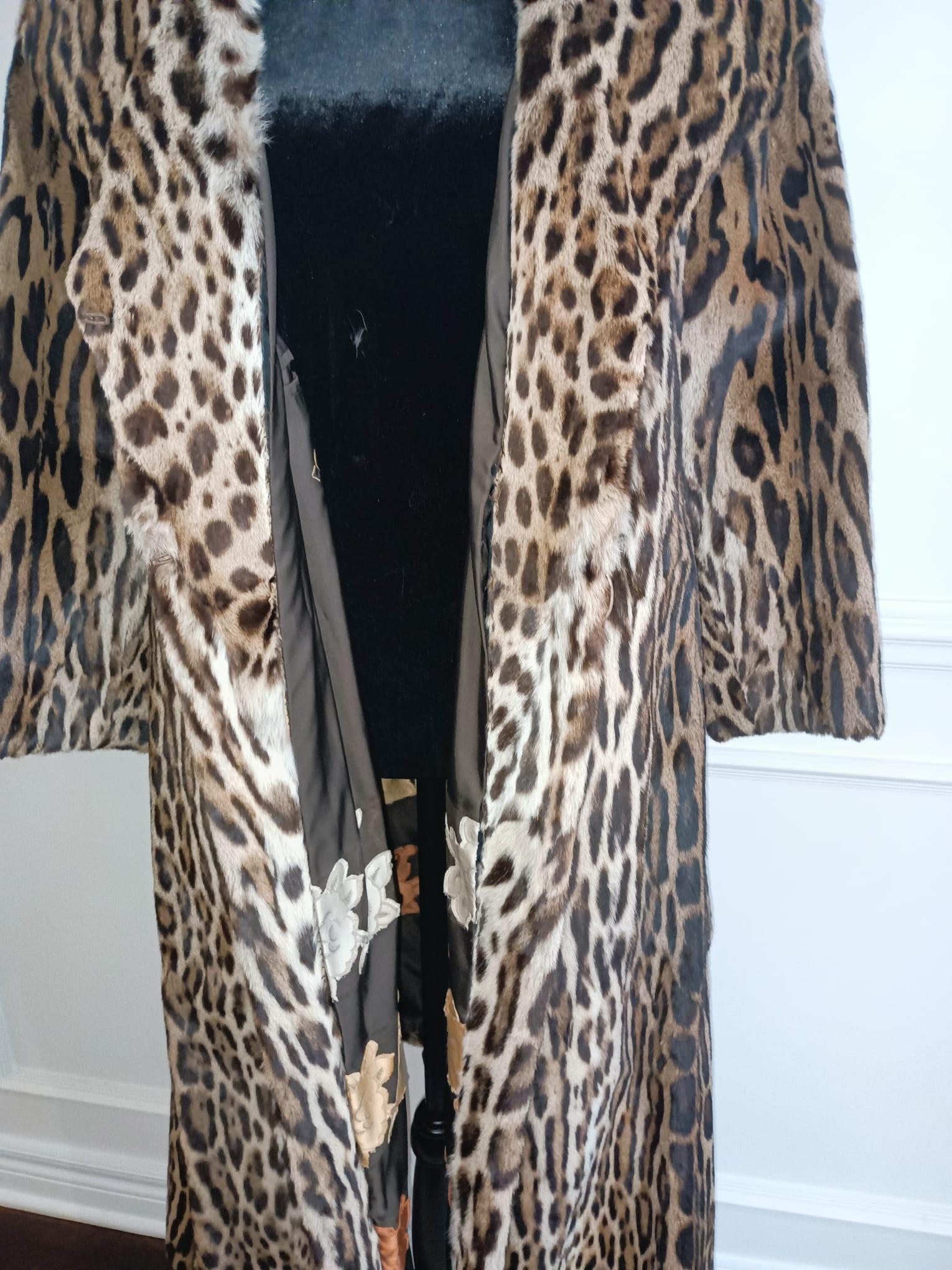 Eccezionale pelliccia di ocelot brasiliano maturo con collo a tacca taglia 10/M in vendita 11