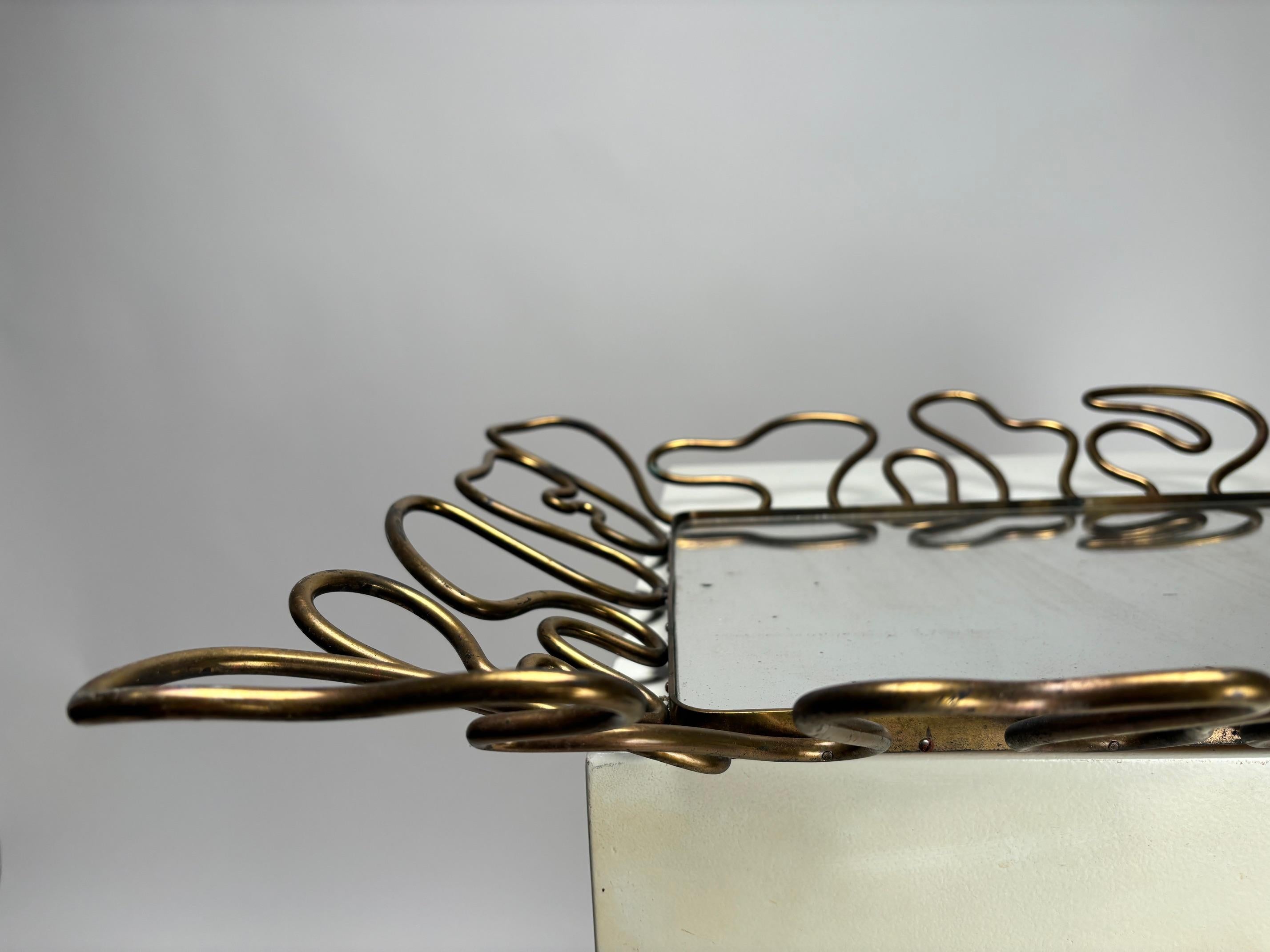 Exceptionnel miroir en laiton du milieu du siècle dernier, style Gio Ponti, Italie Bon état - En vente à Argelato, BO