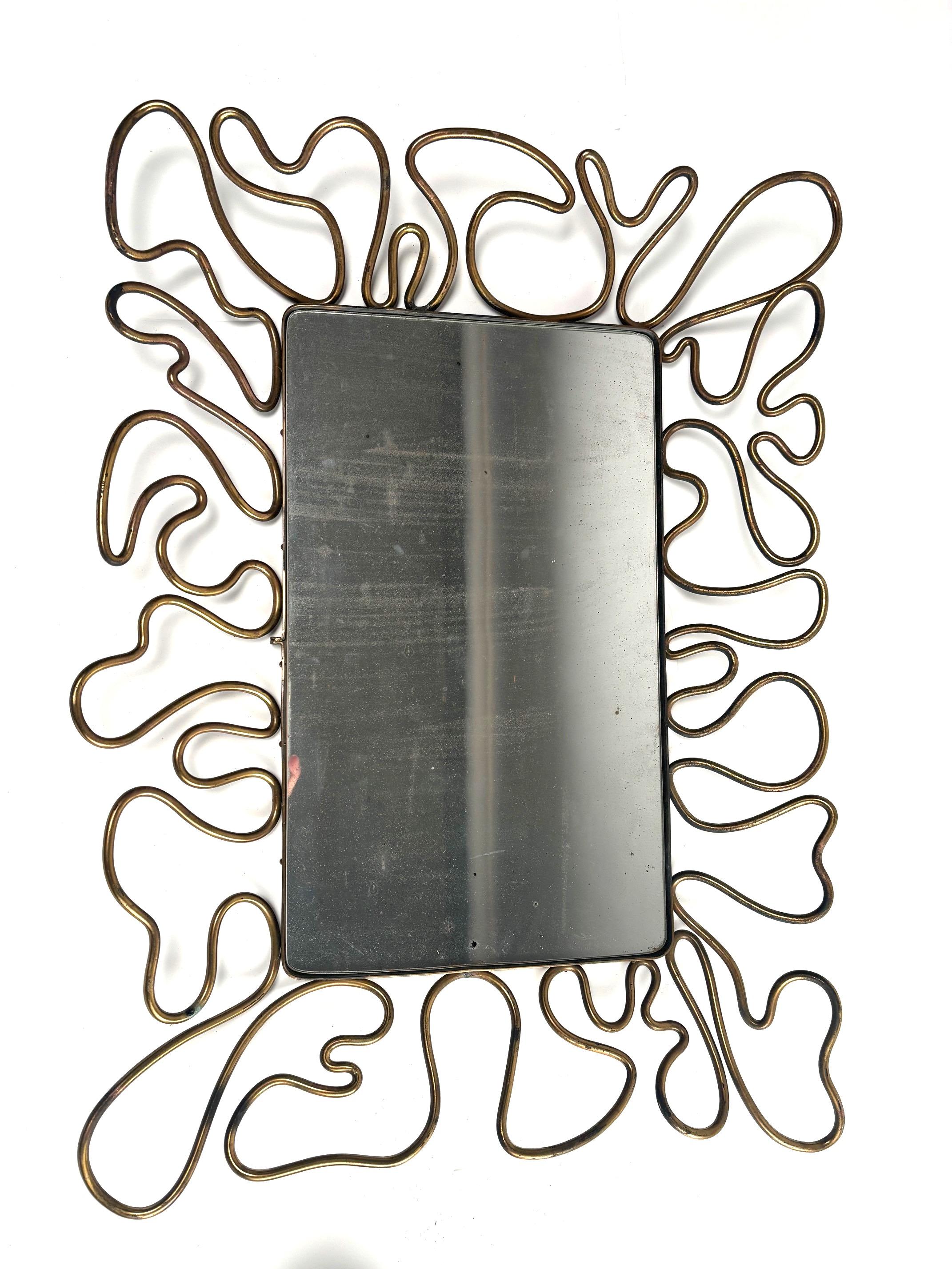 Milieu du XXe siècle Exceptionnel miroir en laiton du milieu du siècle dernier, style Gio Ponti, Italie en vente