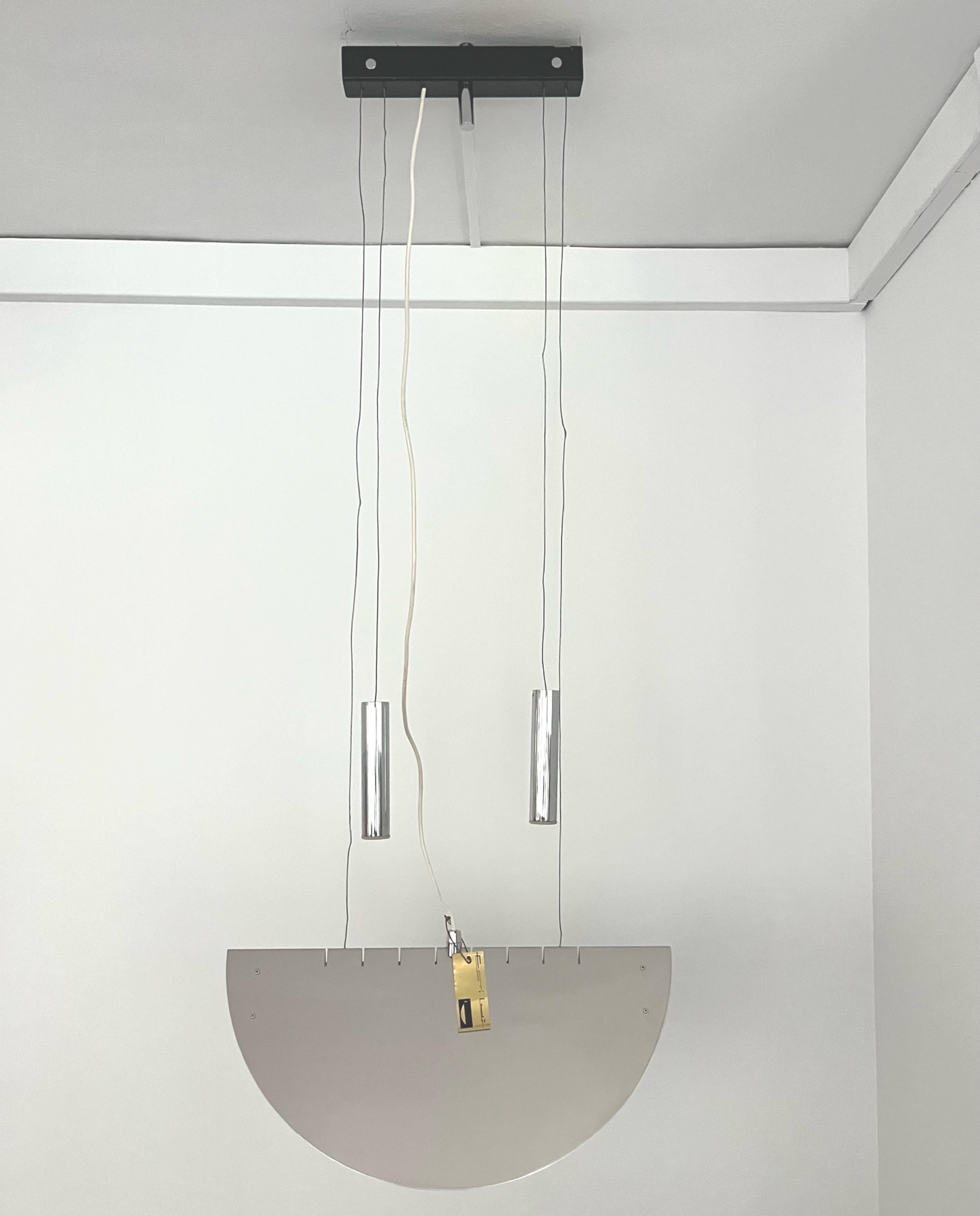 Exceptional Mid-Century Counterweight Chandelier by Estiluz, Barcelona, 1977s For Sale 3
