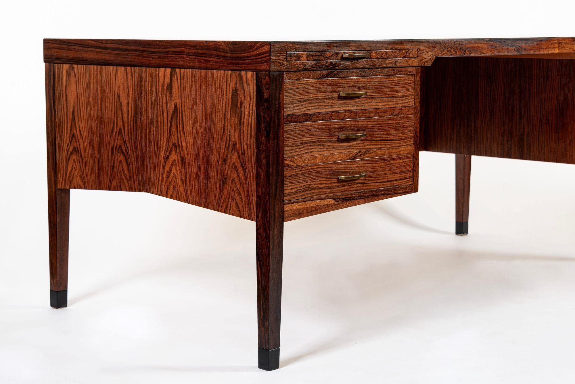 20th Century Exceptional Mid Century Danish Large Rosewood Executive Desk For Sale