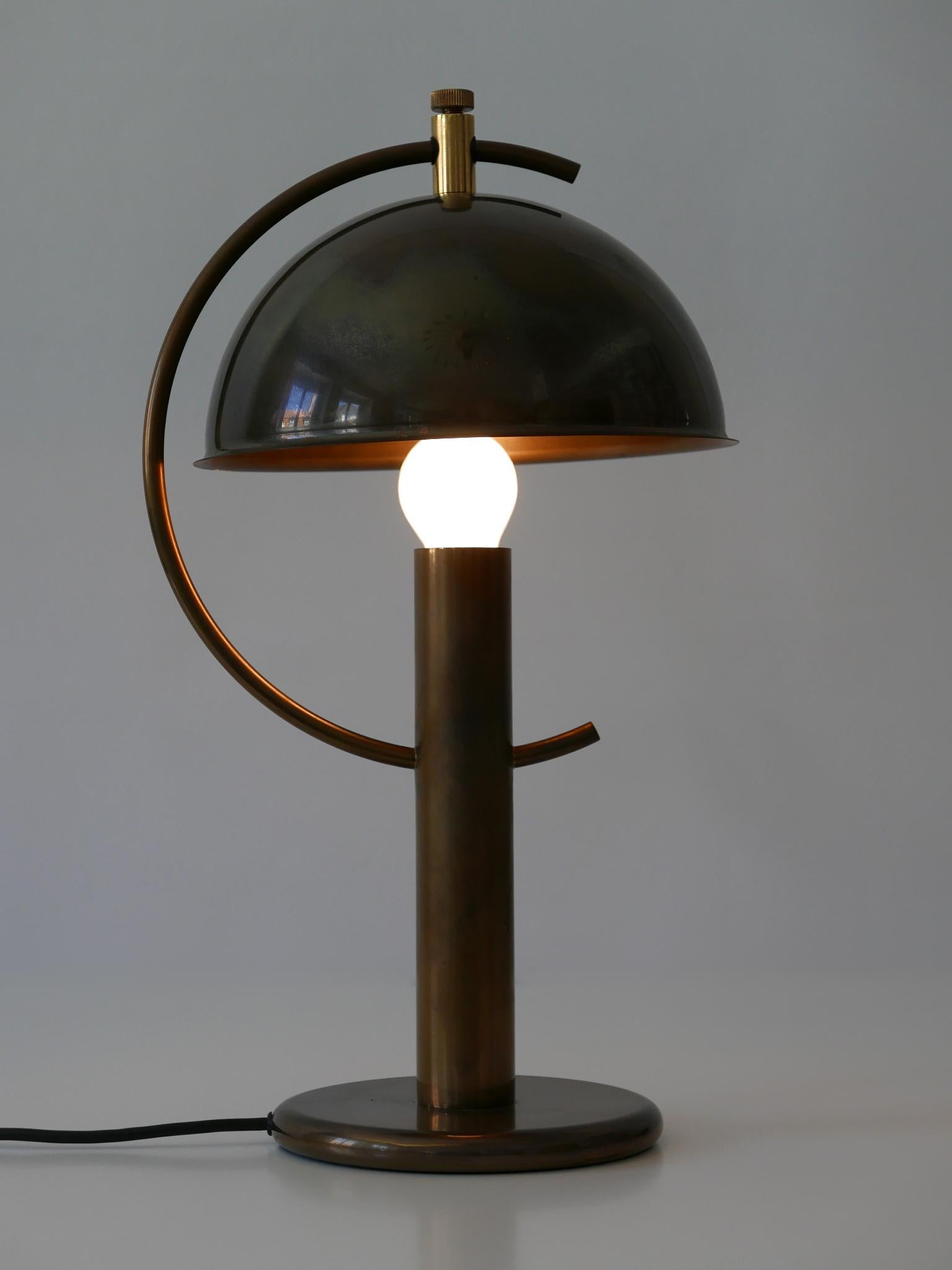 Exceptional Mid-Century Modern Brass Table Lamp by Florian Schulz Germany 1970s In Good Condition In Munich, DE