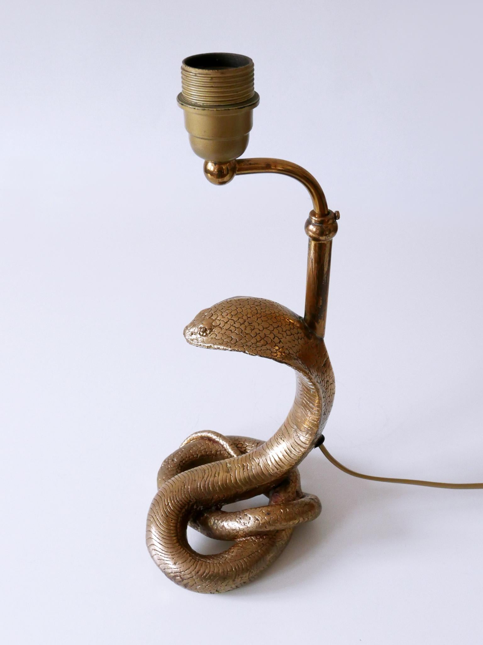 Exceptional Mid-Century Modern Cobra Table Lamp by Maison Jansen France 1970s For Sale 11
