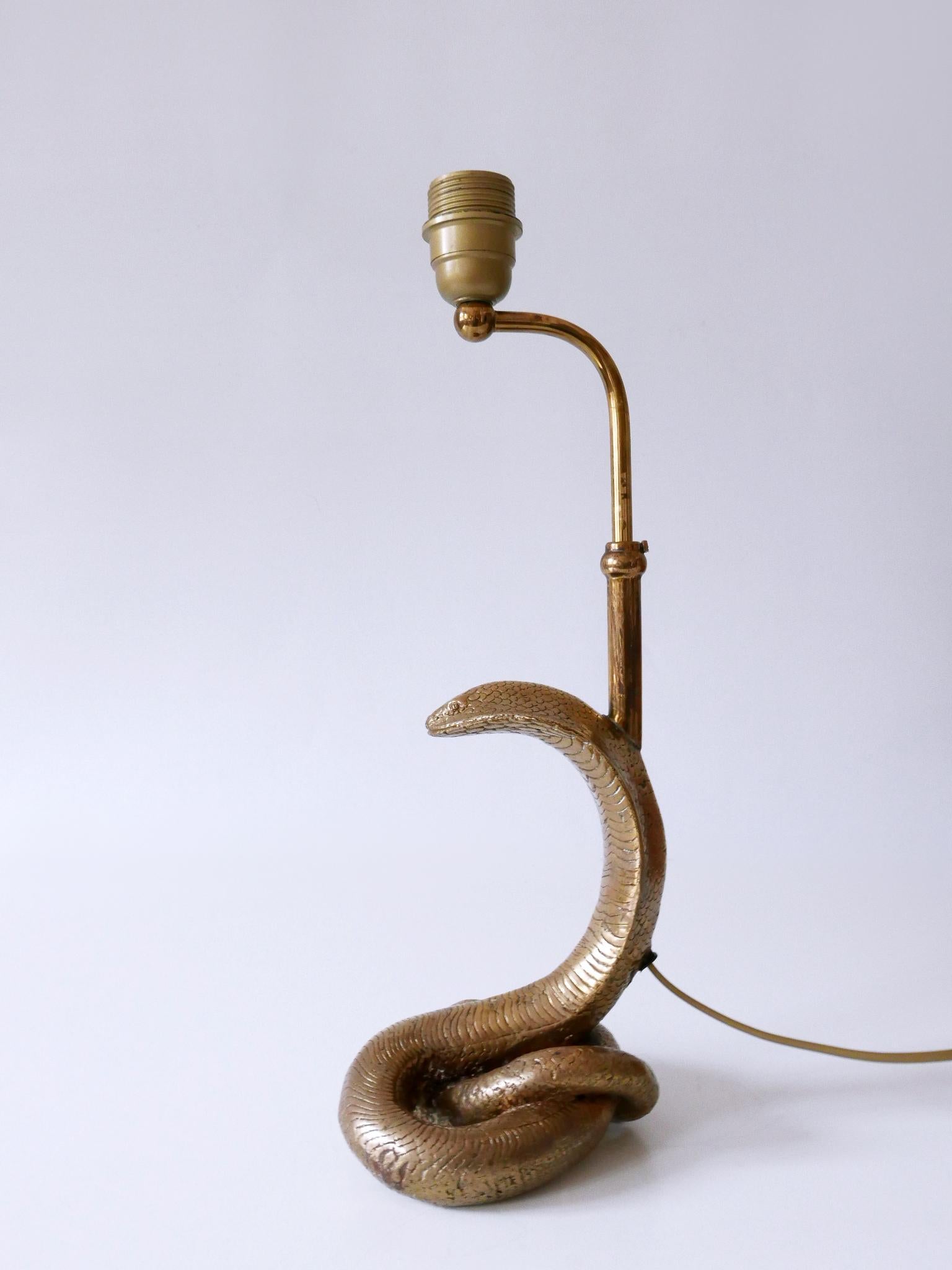 Exceptional Mid-Century Modern Cobra Table Lamp by Maison Jansen France 1970s For Sale 12