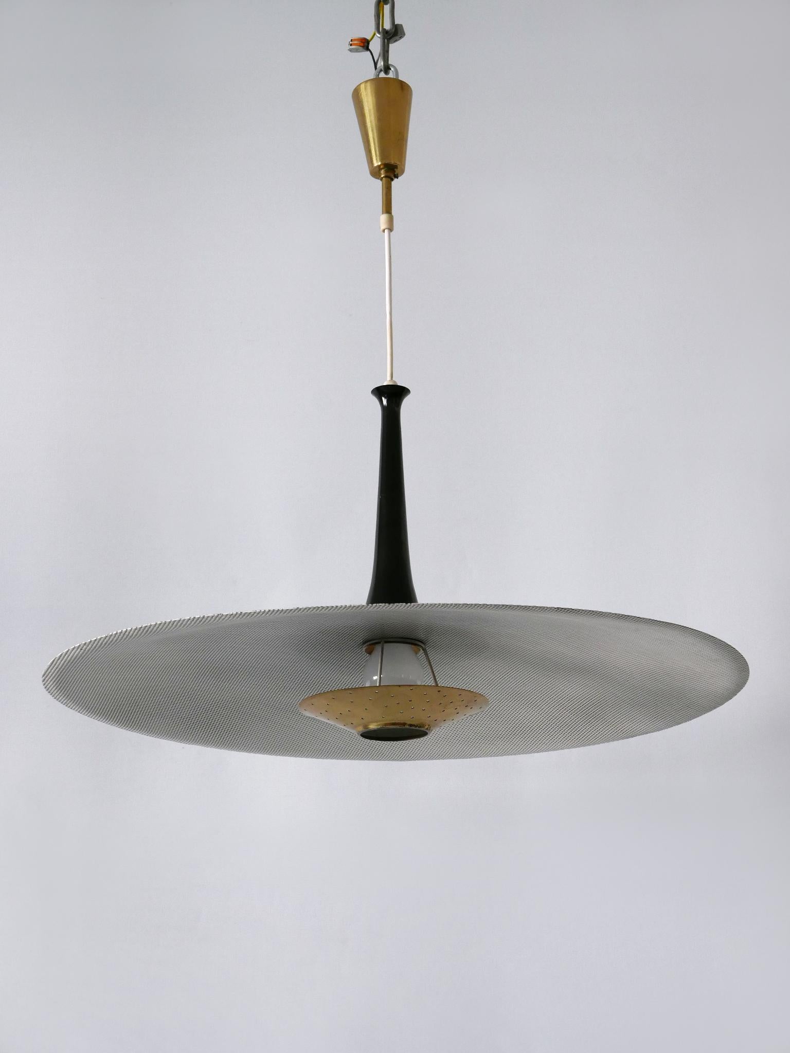 Allemand Exceptionnelle lampe suspendue ou lampe à suspension The Moderns Allemagne 1950s en vente