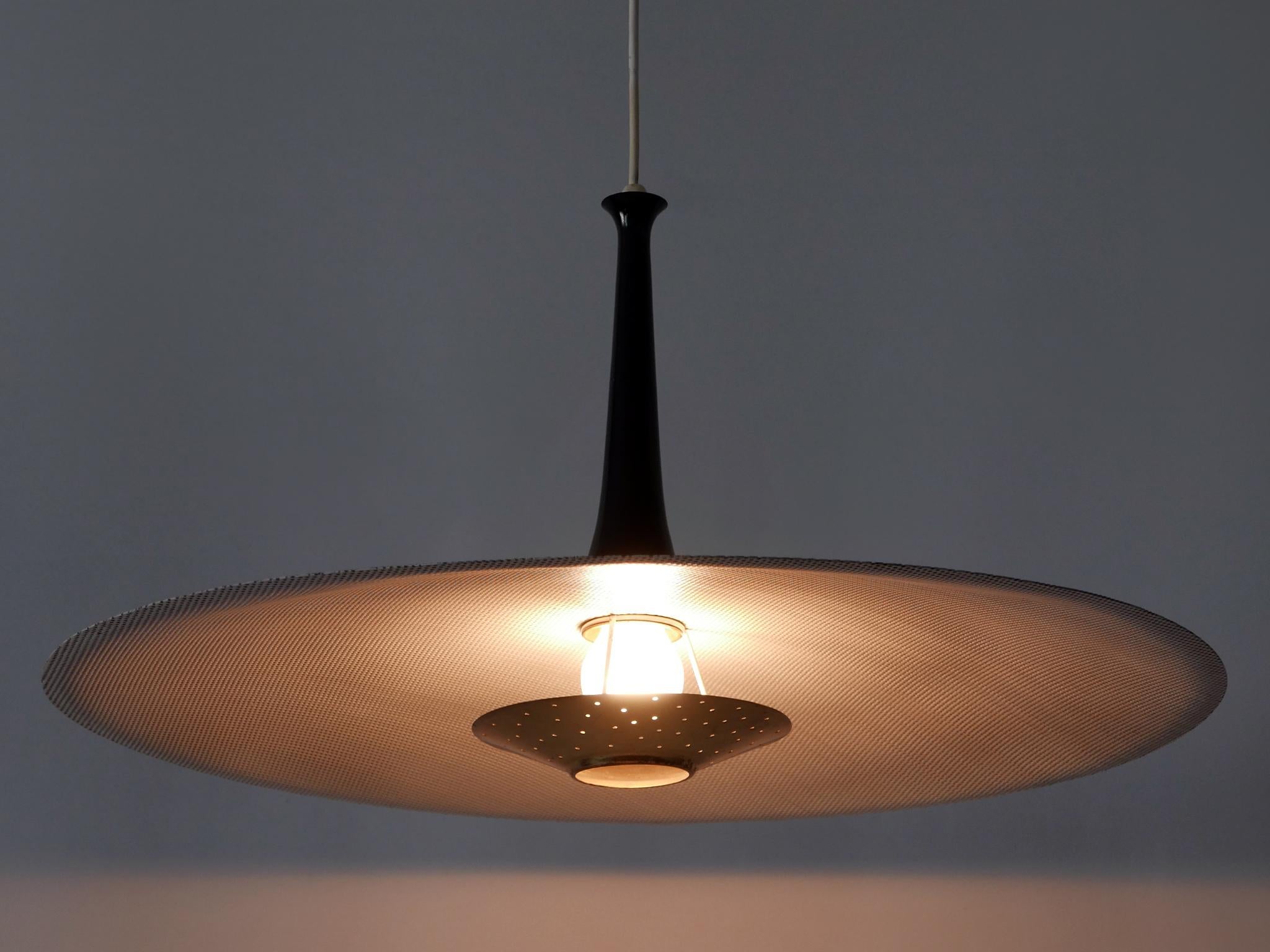 Exceptionnelle lampe suspendue ou lampe à suspension The Moderns Allemagne 1950s en vente 1